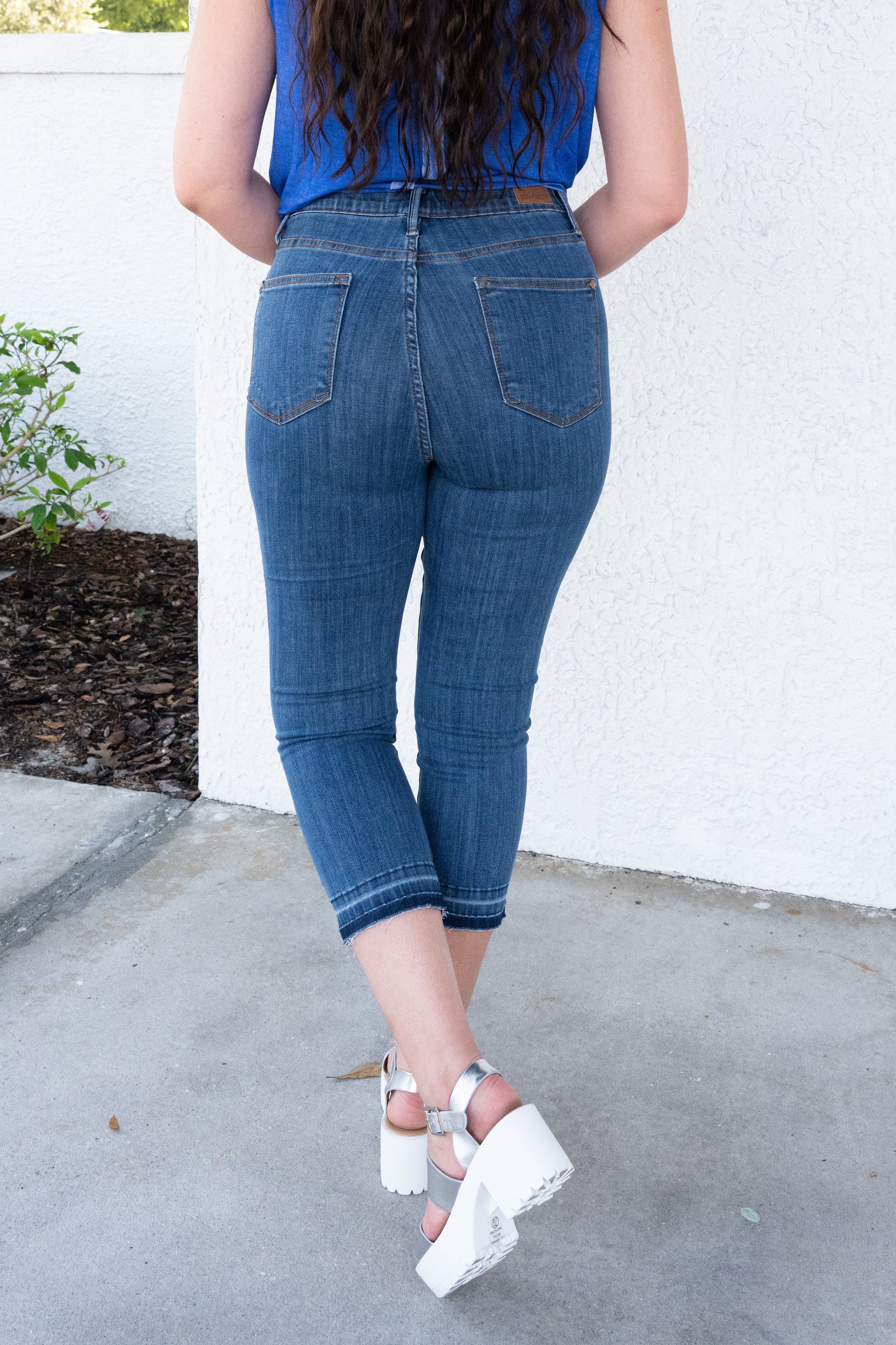 Judy Blue Wannabe Your Lover High Rise Pull On Capris