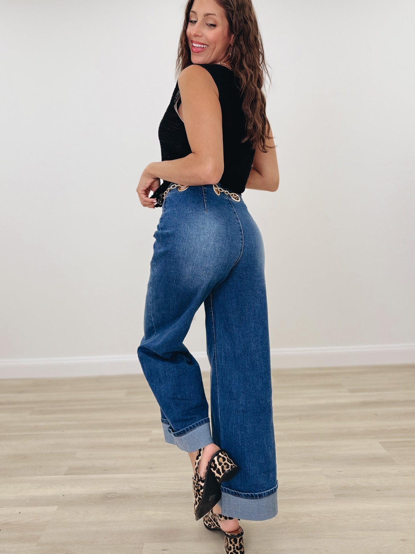 Sweet Surrender Wide Leg Jeans - Medium Wash