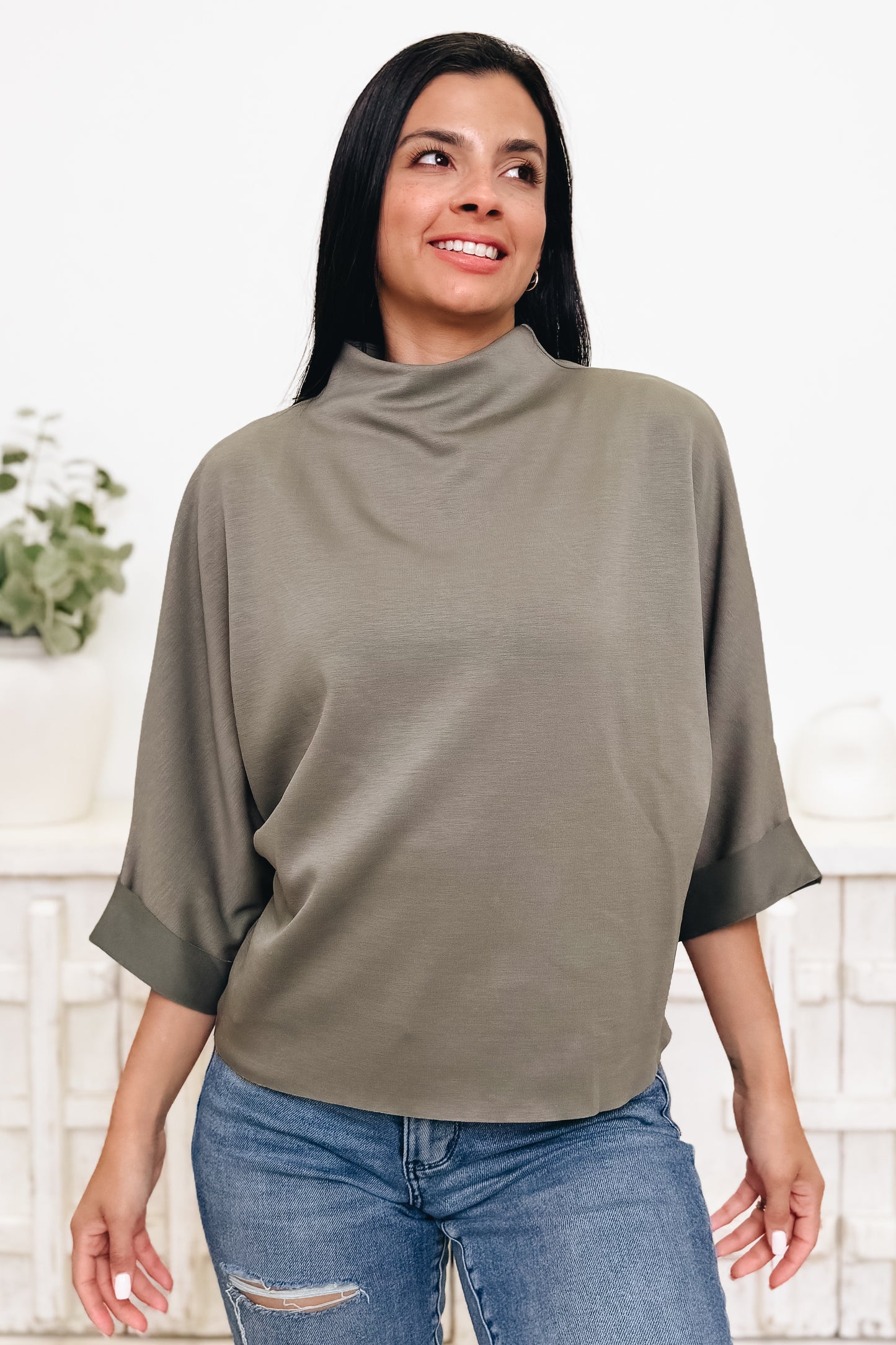 Simple Smooth Top - 2 Colors!