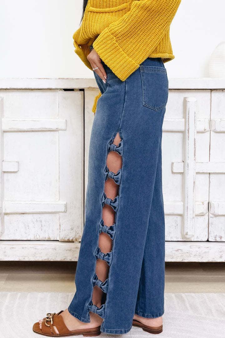 Reign Supreme Jeans - Washed Denim