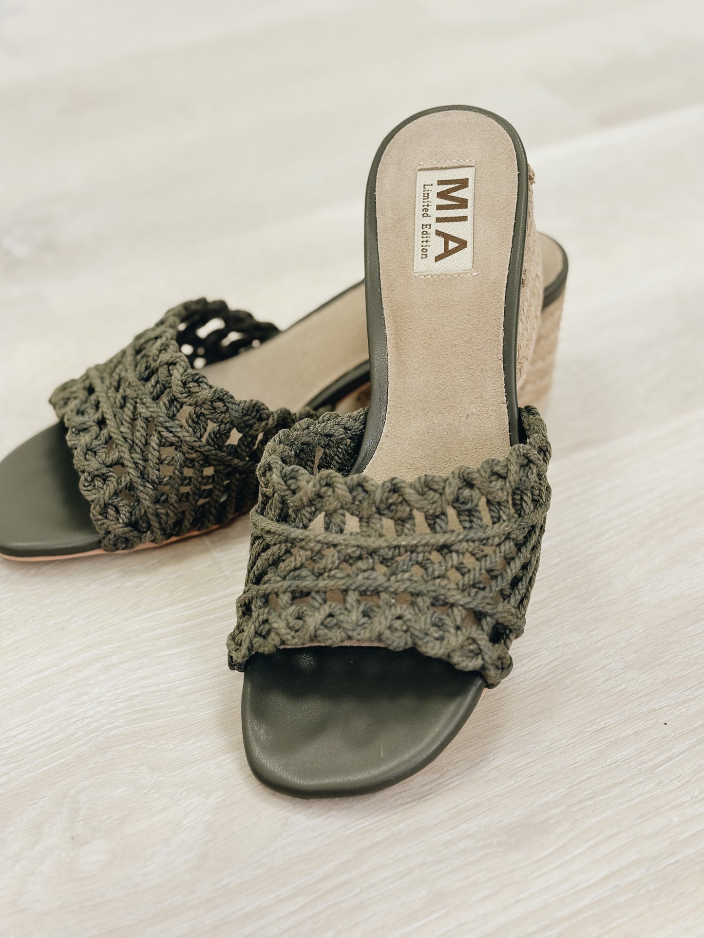 MIA Idella Heels - Khaki Woven