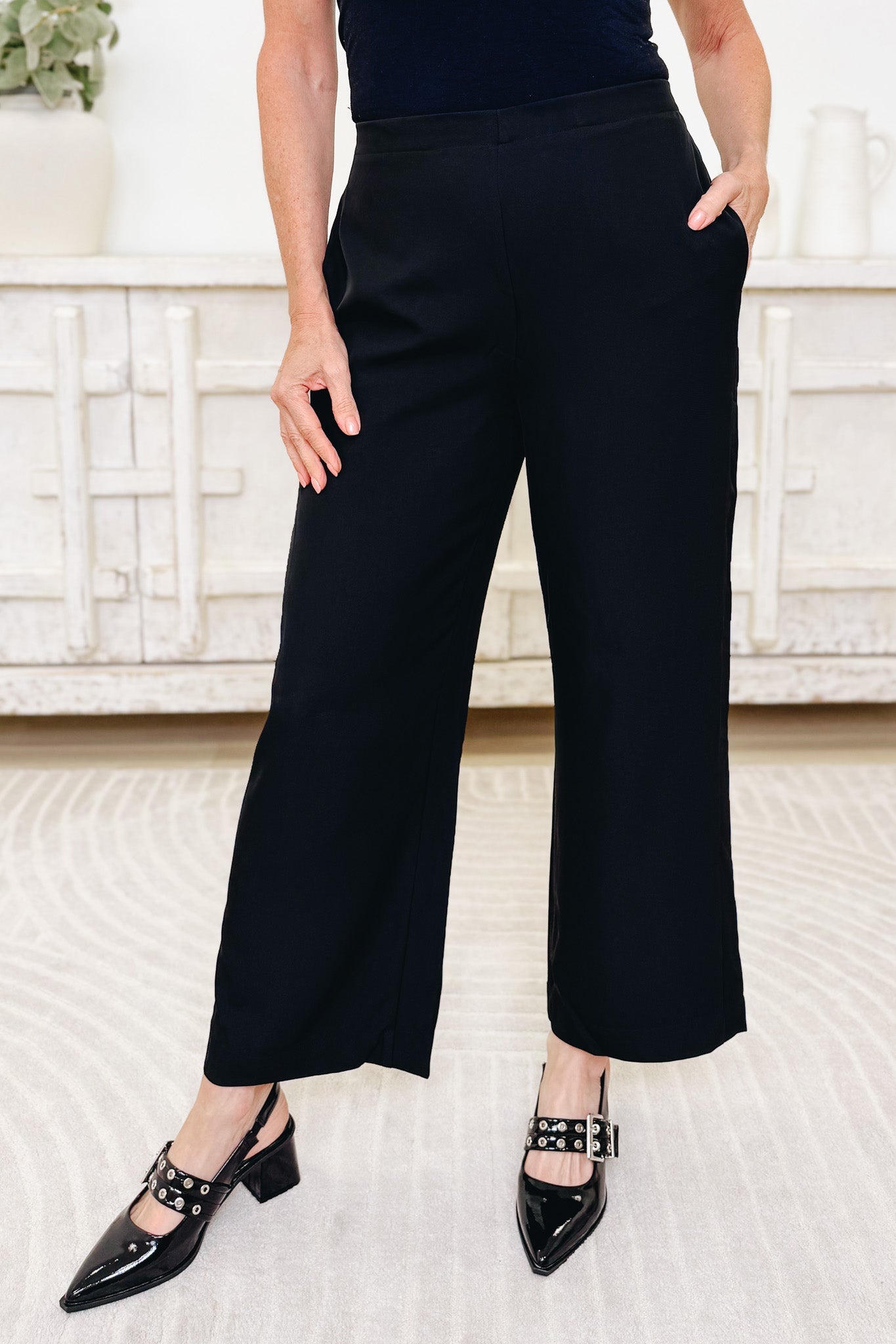 Shoot Me Straight Pants - Black