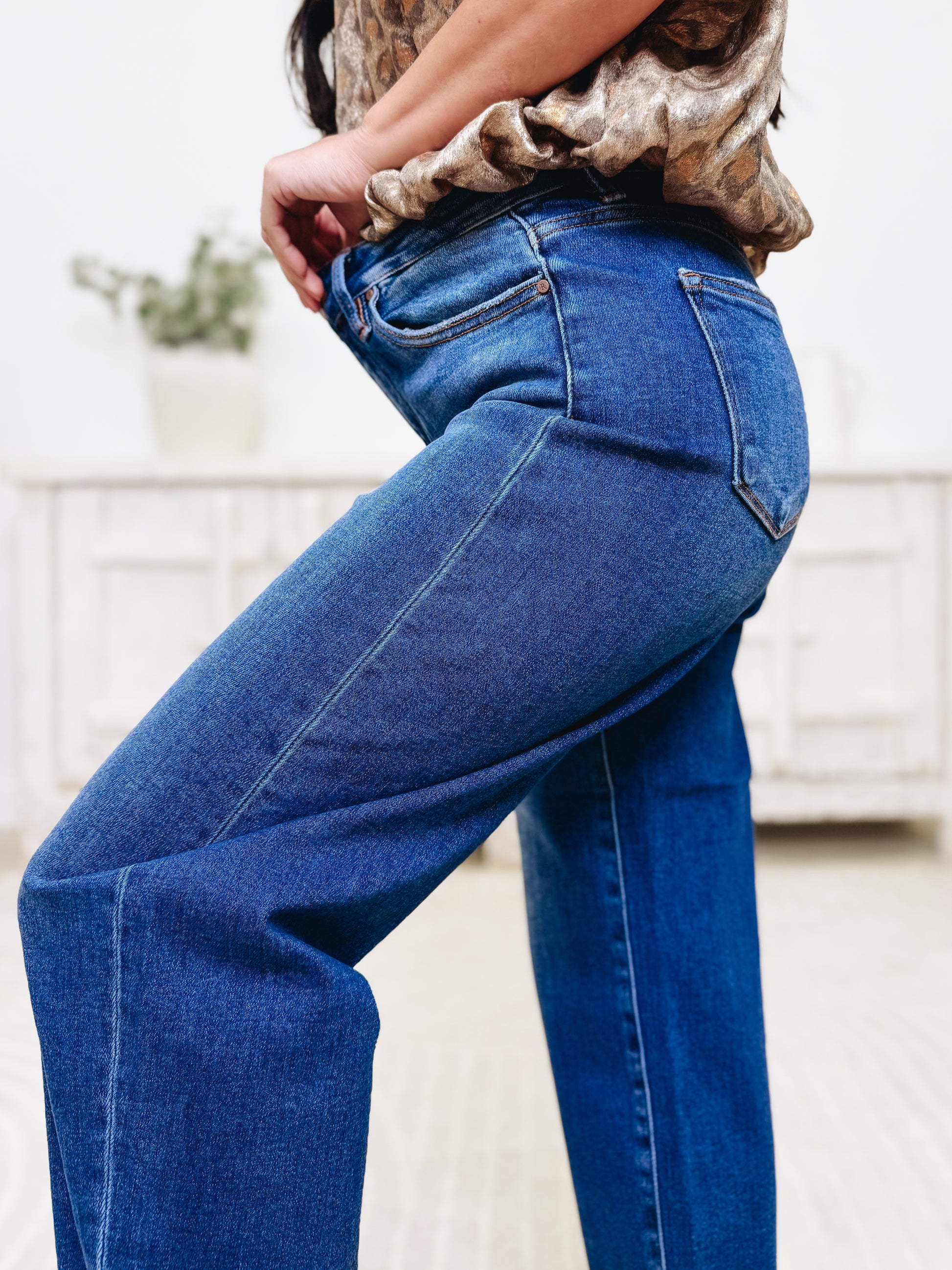 The Easy Roll By Risen - High Rise Crop Mild Barrel Jeans - Dark