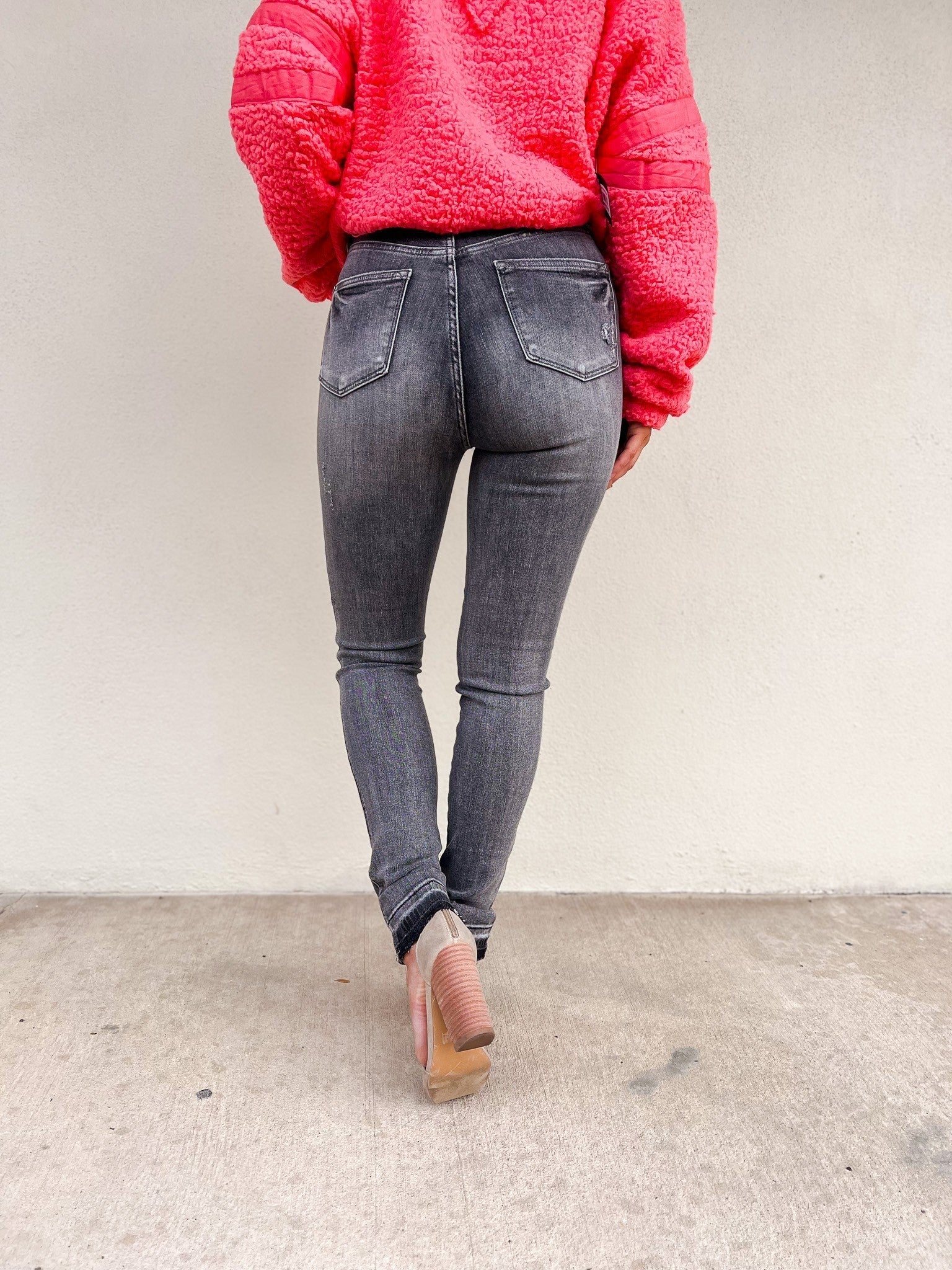 Judy Blue Under The Boardwalk High Rise Tummy Control Skinny Jeans