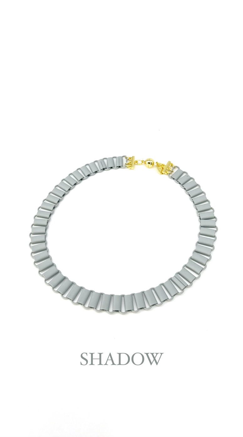 Rihanna Necklace Matte - Multiple Colors!