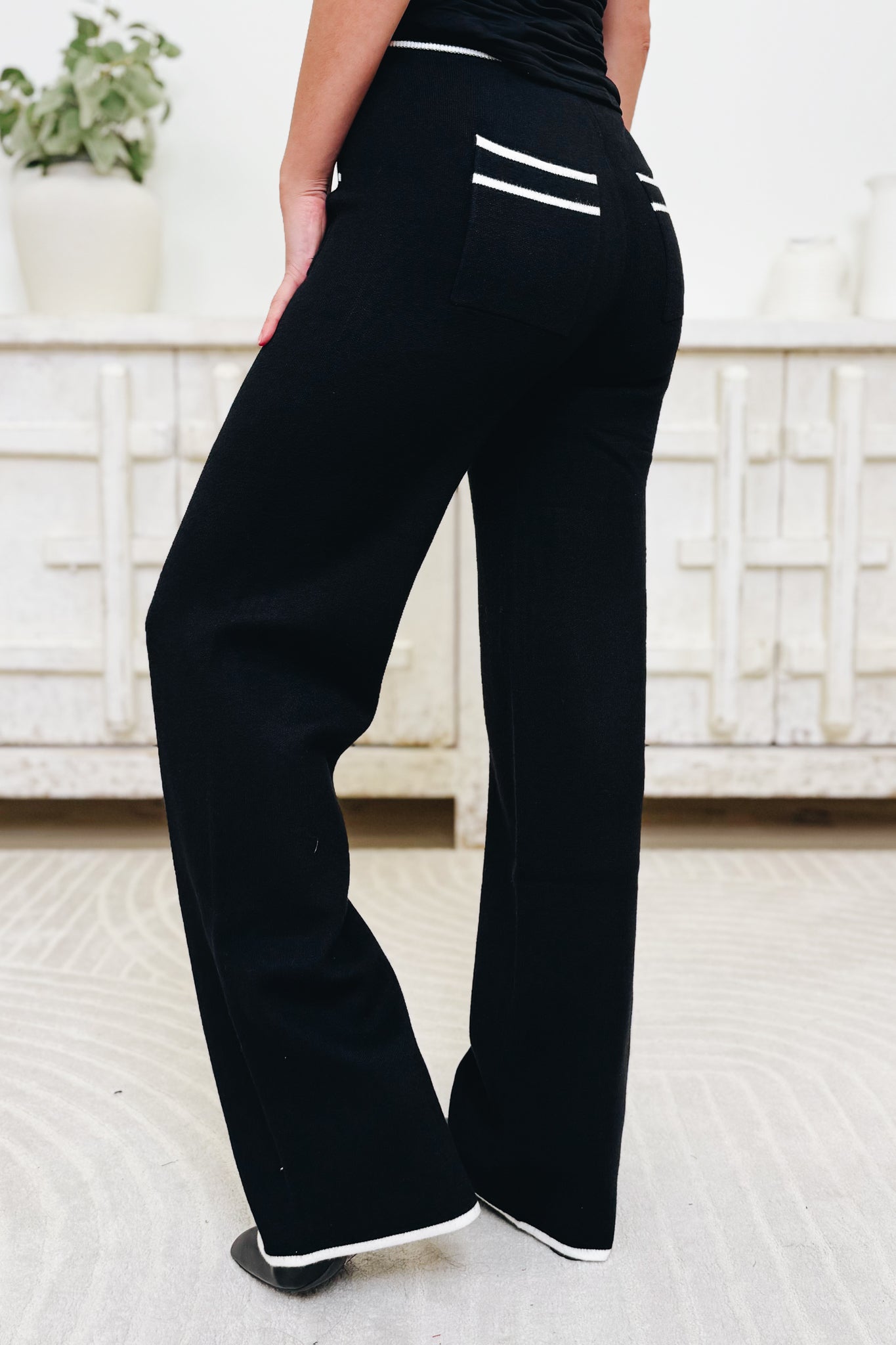Peace Of Mind Pants - Black