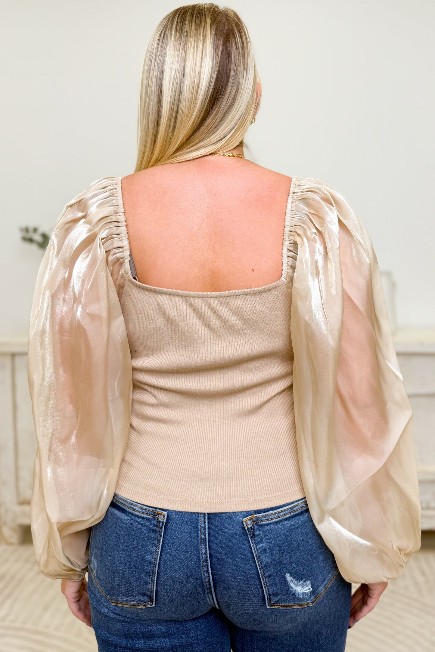 A Miracle Is Happening Top - 2 Colors!