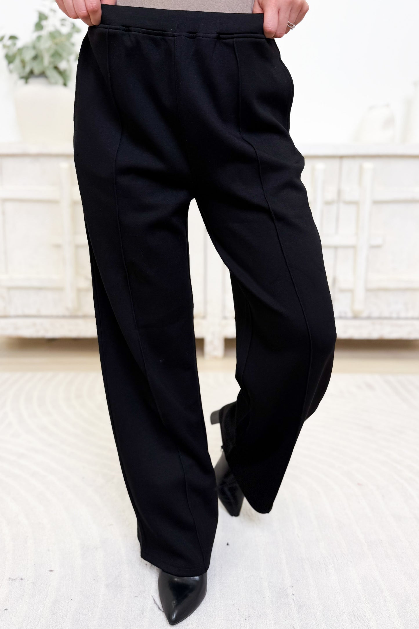 Sporty Chic Scuba Sleek Pants - Black