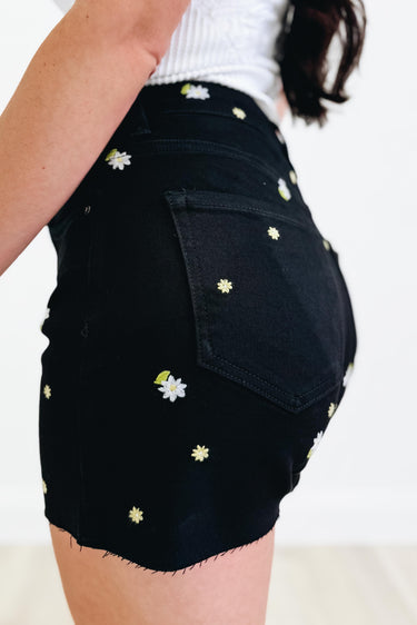 Sun Daze On By Risen - Daisy Denim Shorts - Black