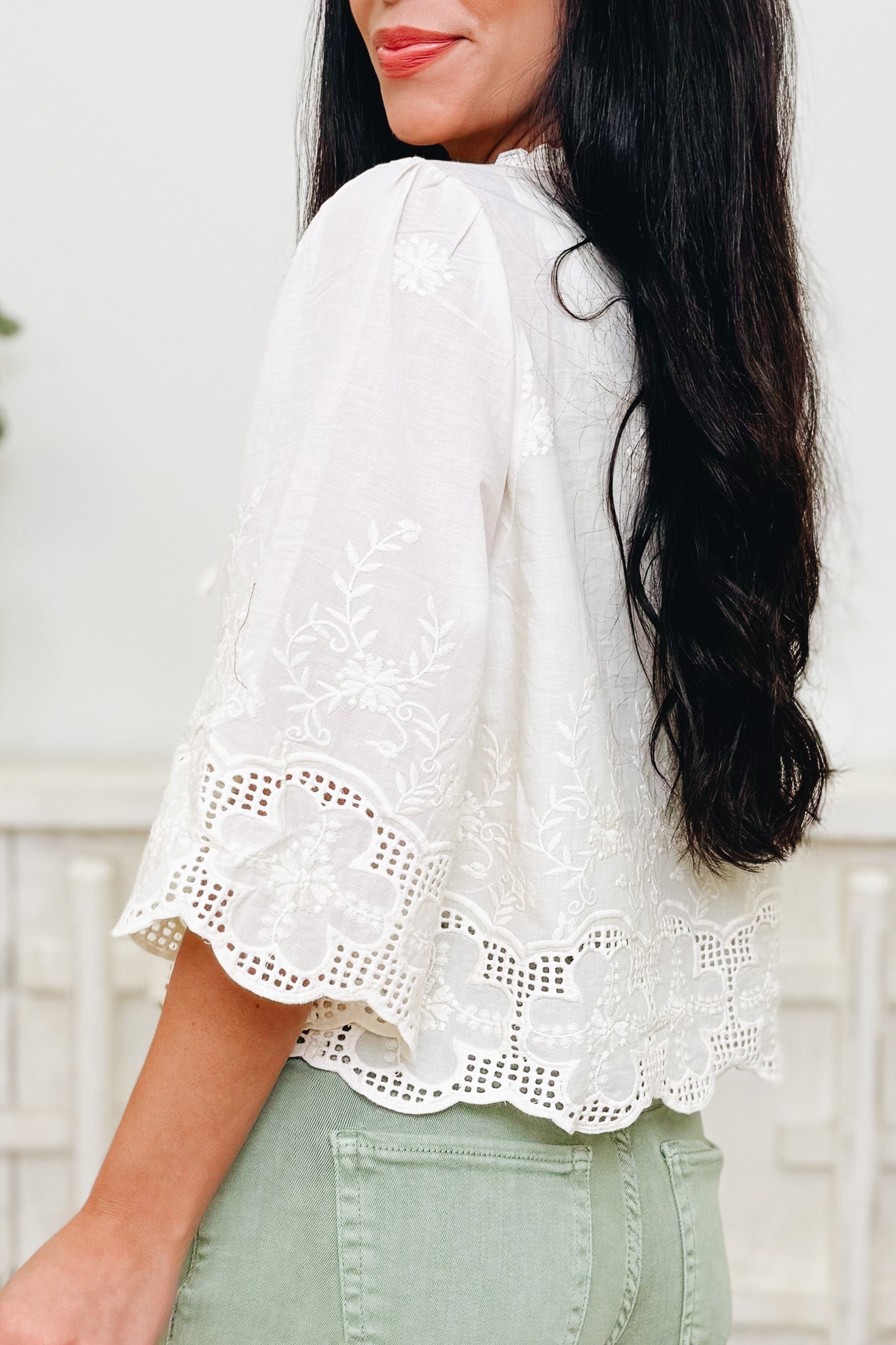 Chasing Embrace Top - Ivory