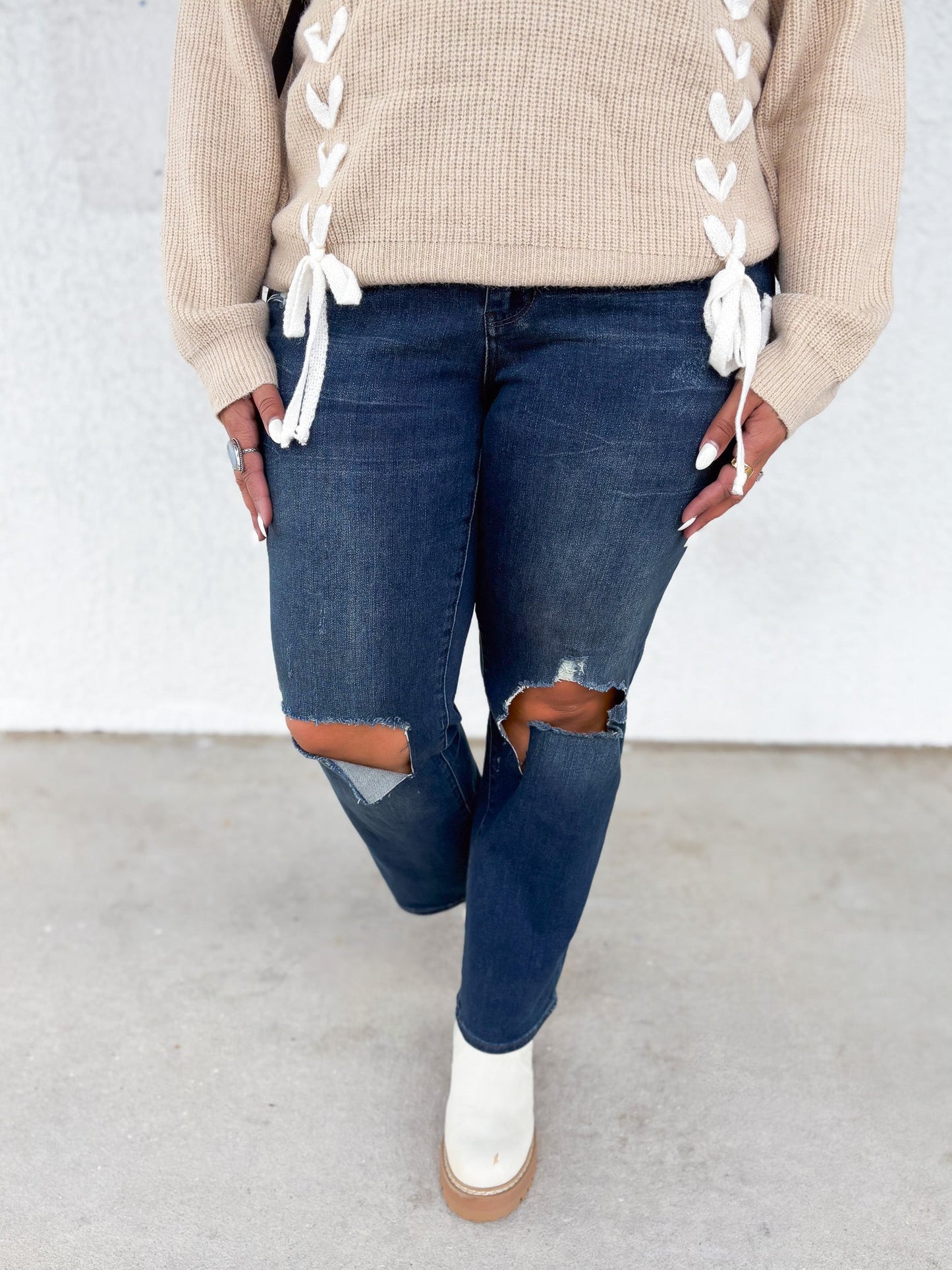The Brandi By Judy Blue - High Rise Distressed Dad Jeans