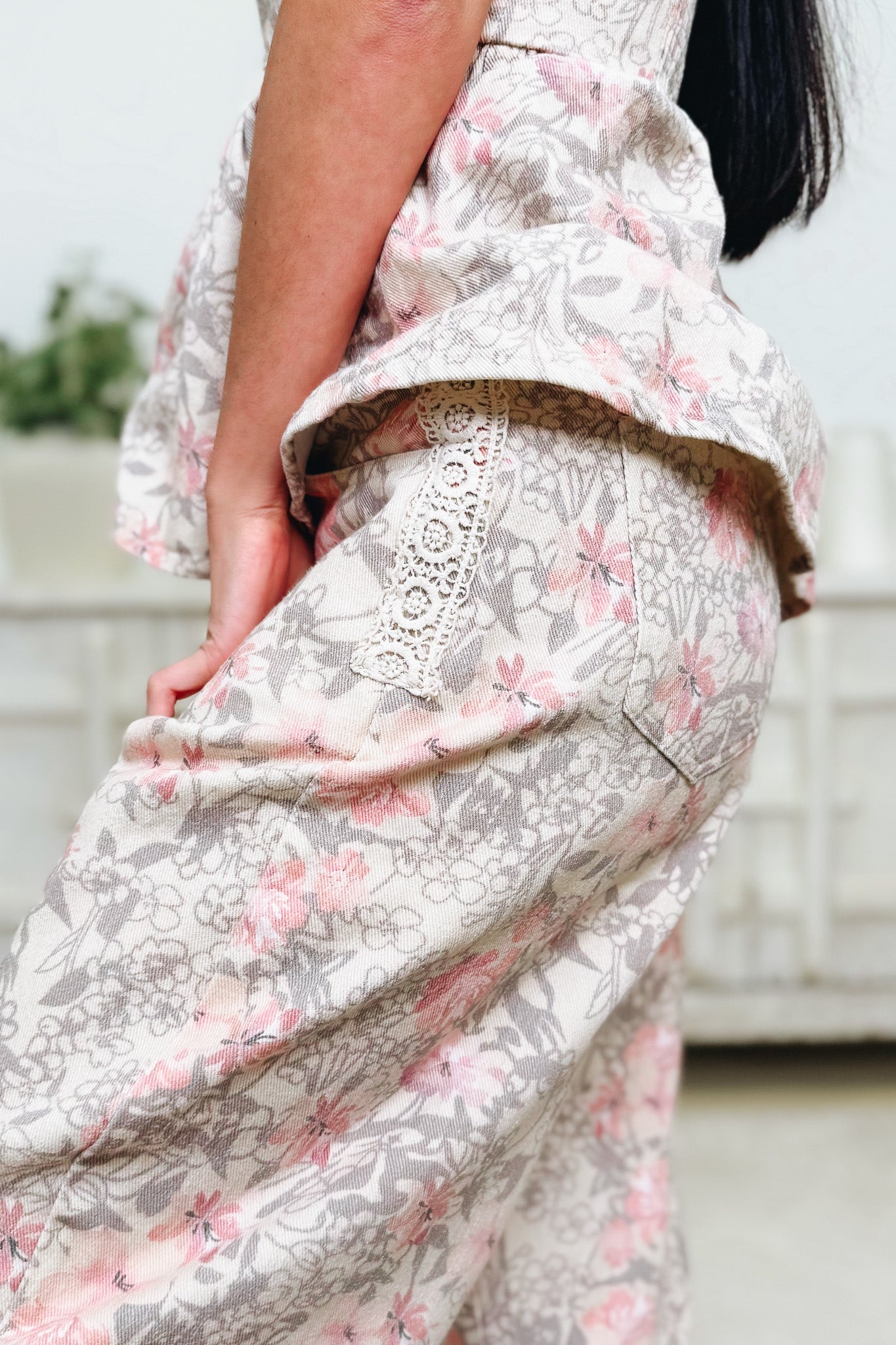 No Hesitation Floral Barrel Pants