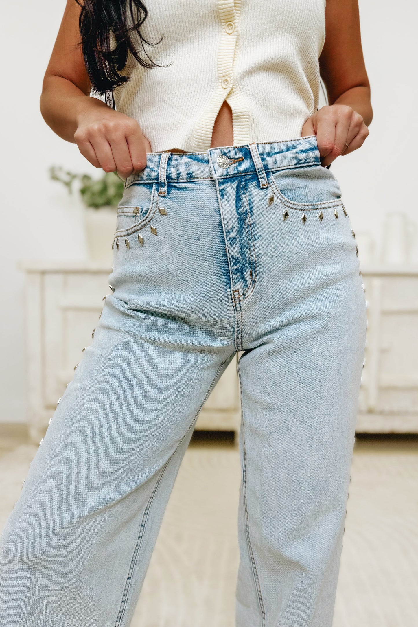 Grit & Glitter By Blue B. - Mid Rise Diamond Studded Straight Leg Jeans - Light Wash