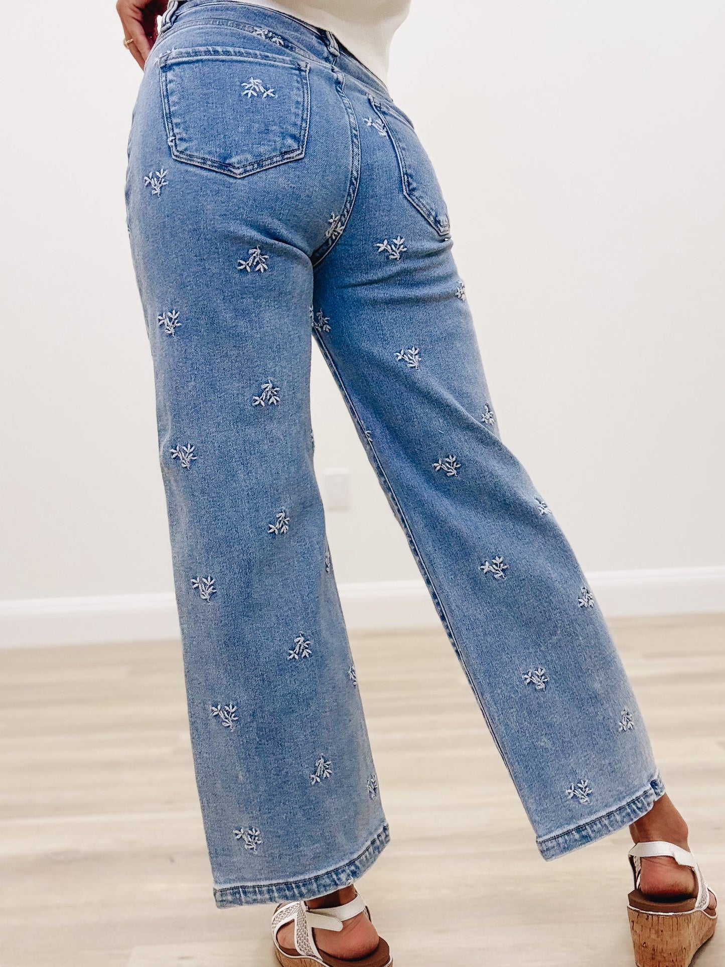 The Dreamer By Risen - High Rise Wide Leg Embroidered Jeans-Light