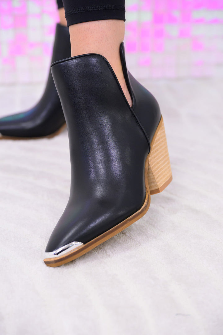 Antonia Side Slit Ankle Booties - Black