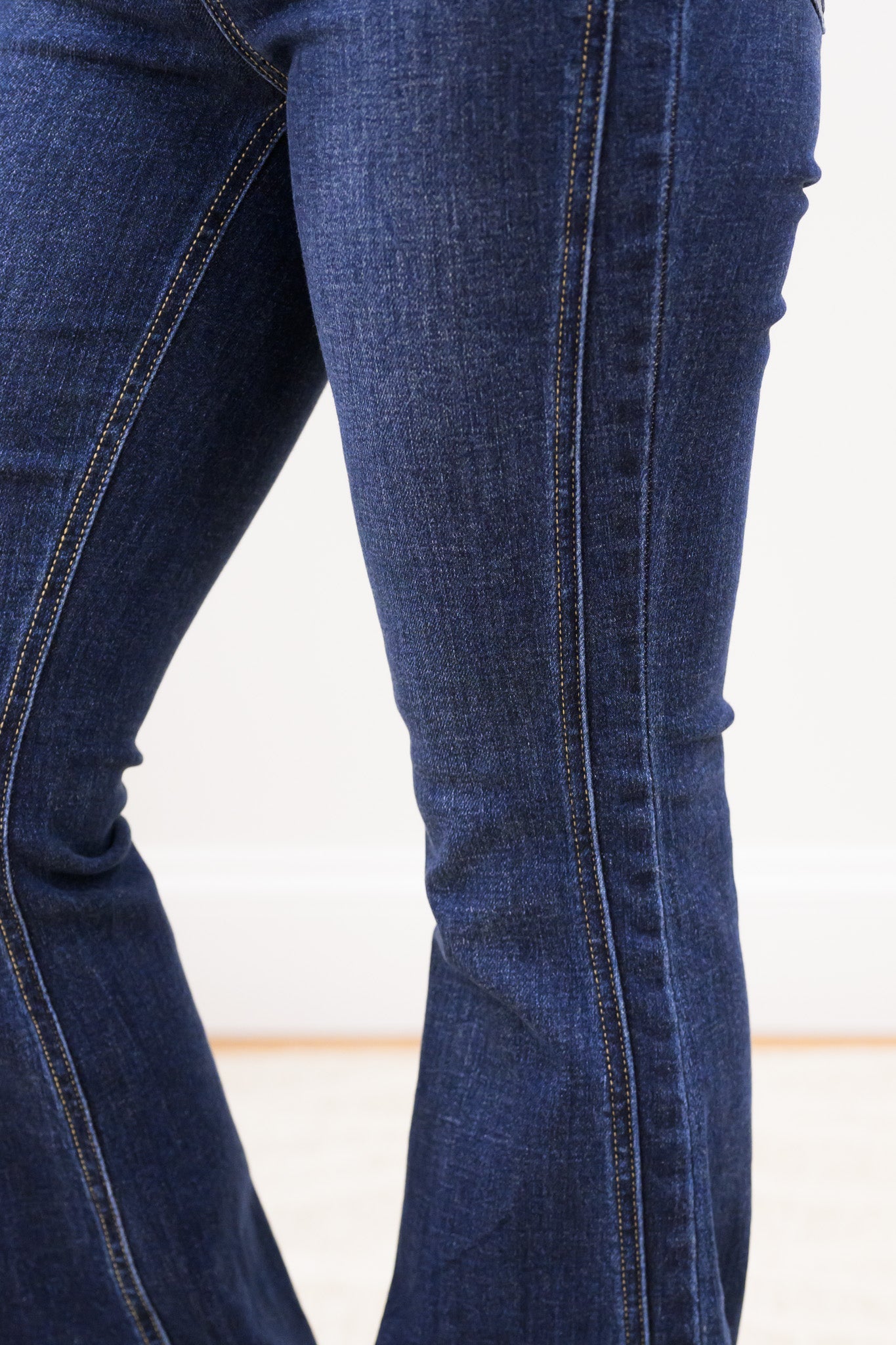 Coast To Coast By Judy Blue - High Rise Side Seam Flair Jeans