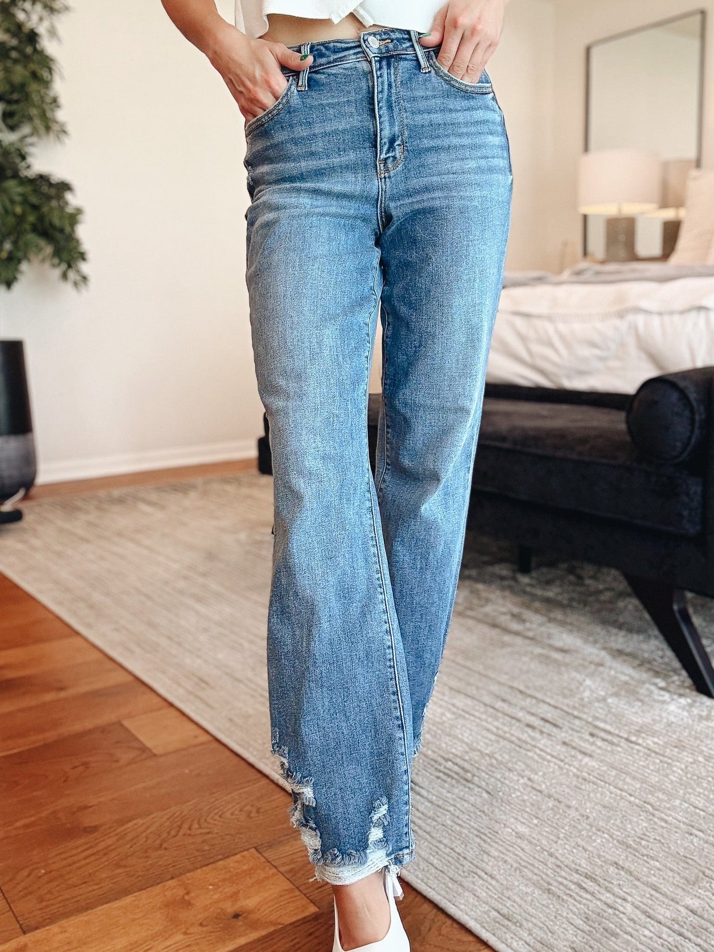 Judy Blue Lauren High Rise Straight Jeans