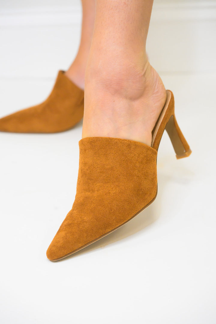 Trinee Pointed Toe Kitten Heels - Camel