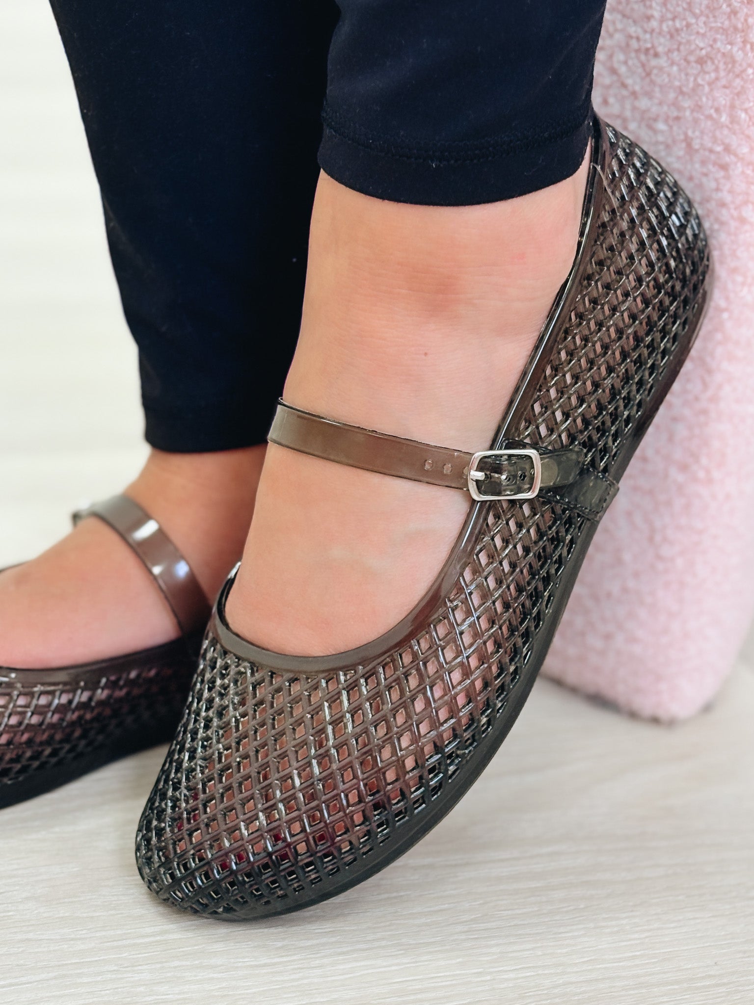 MIA Gianne Flats - Black