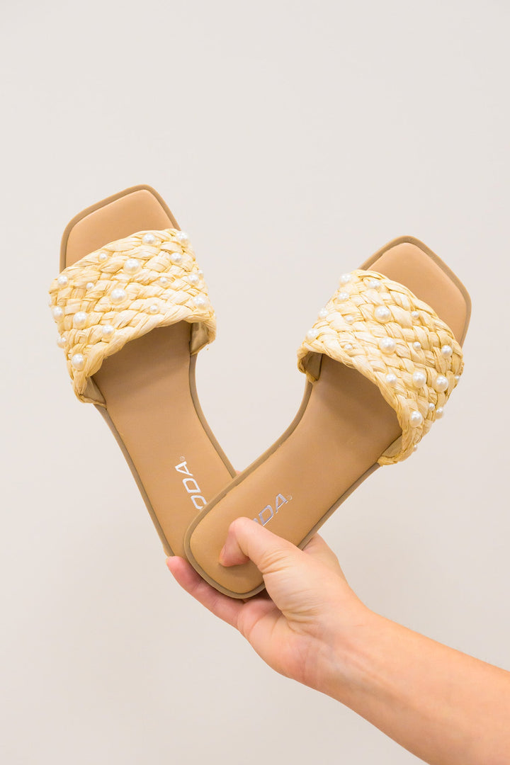 Soda Engine Pearl Slide Sandal - Natural Raffia