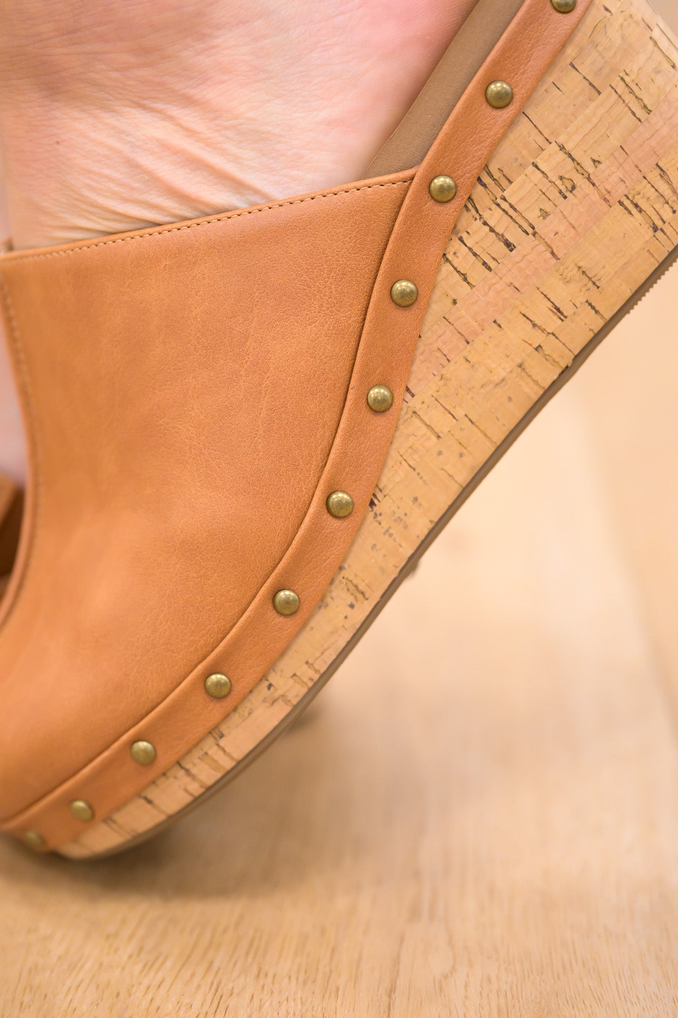 Corky's Marley Clogs - Cognac