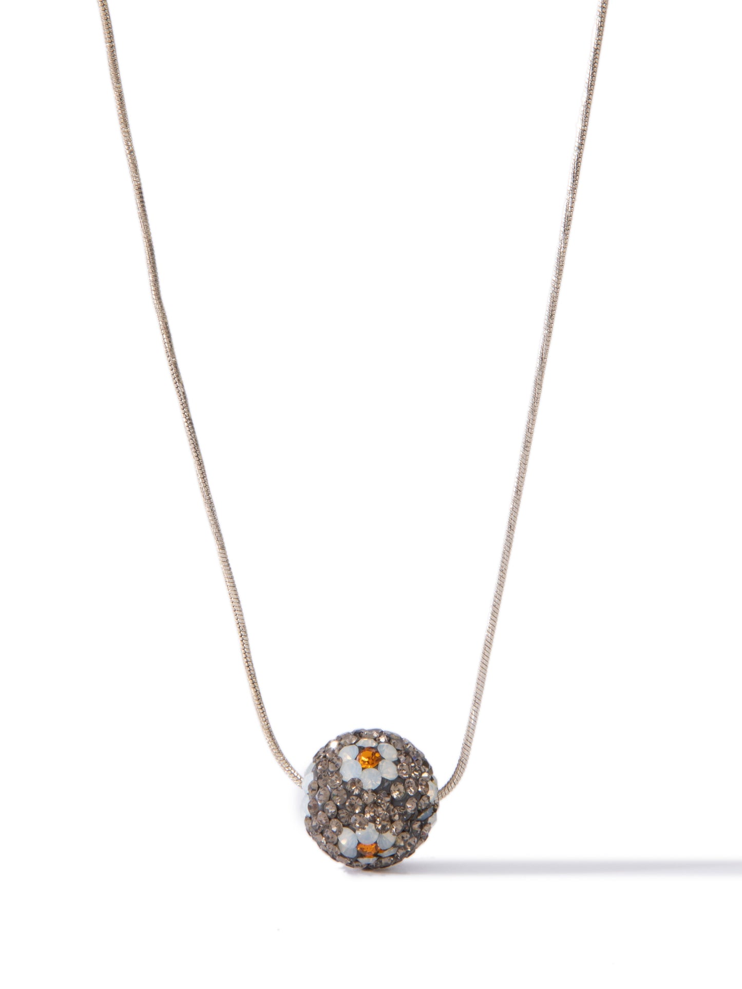 Dreaming Flower Necklace - Metallic Linen Smokey