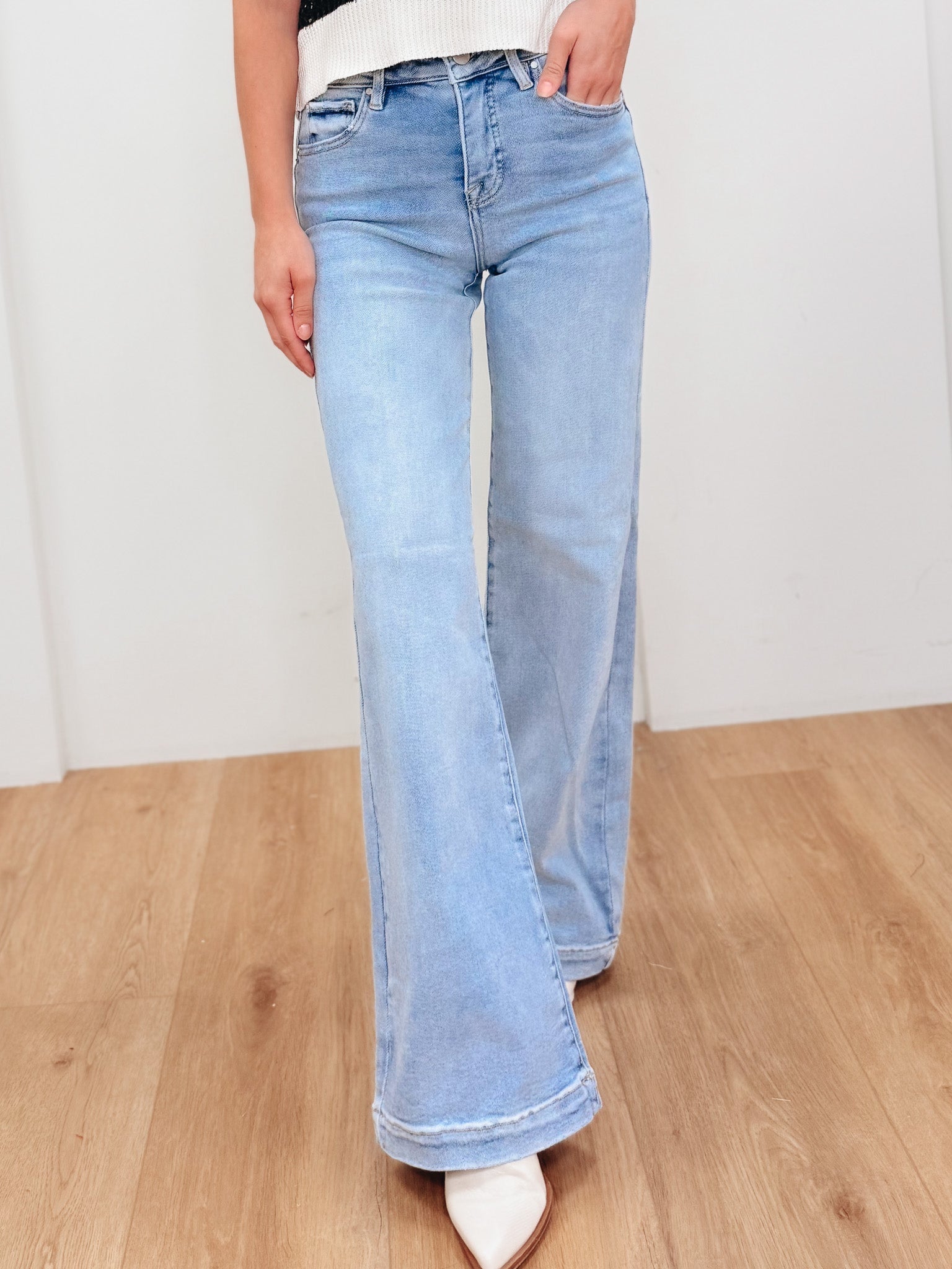 The Wanderlust By Risen - High Rise Tummy Control Wide Leg Adjustable Waistband Jeans - Light