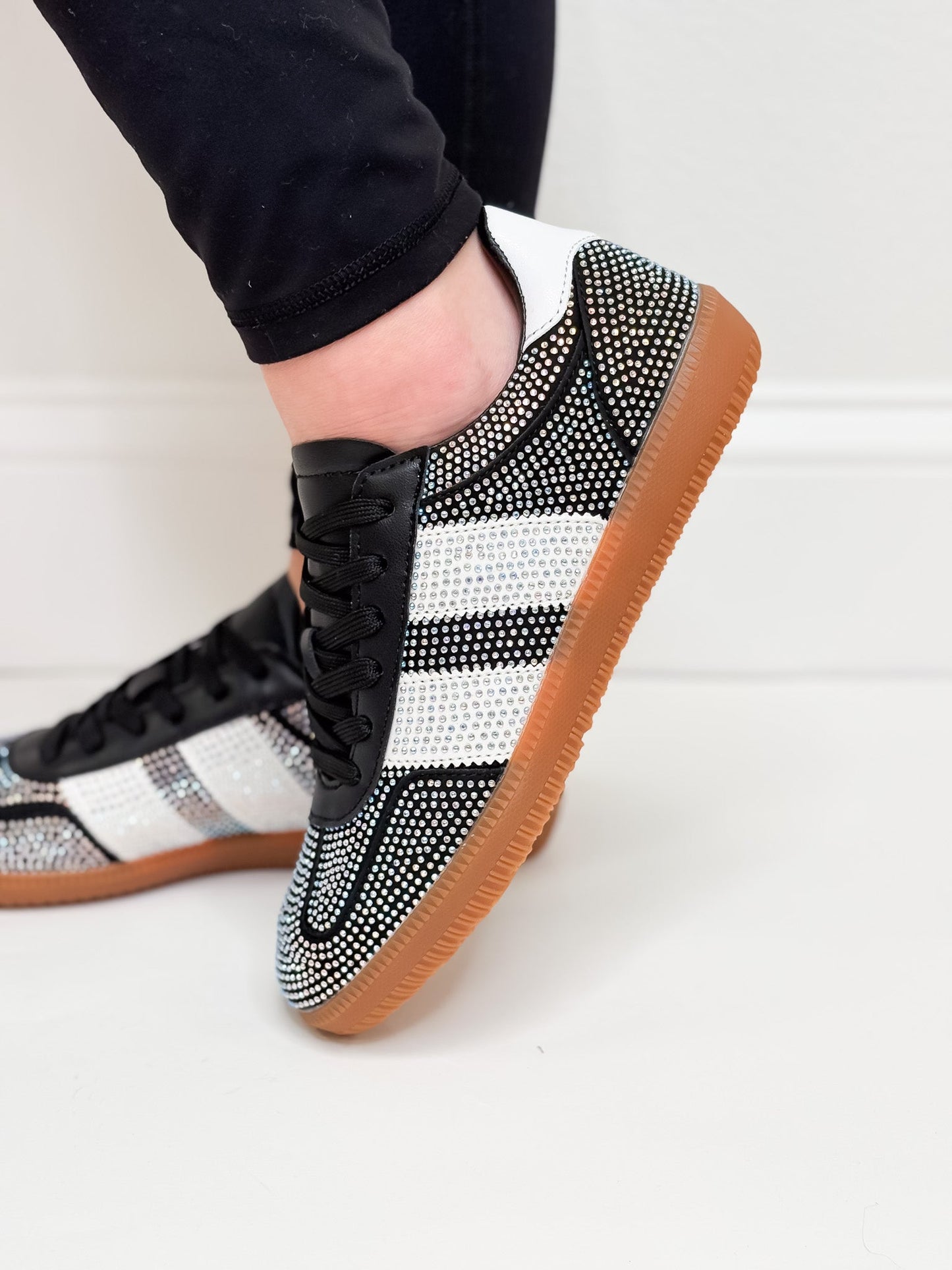 The Lennon Sneakers - Black Combo