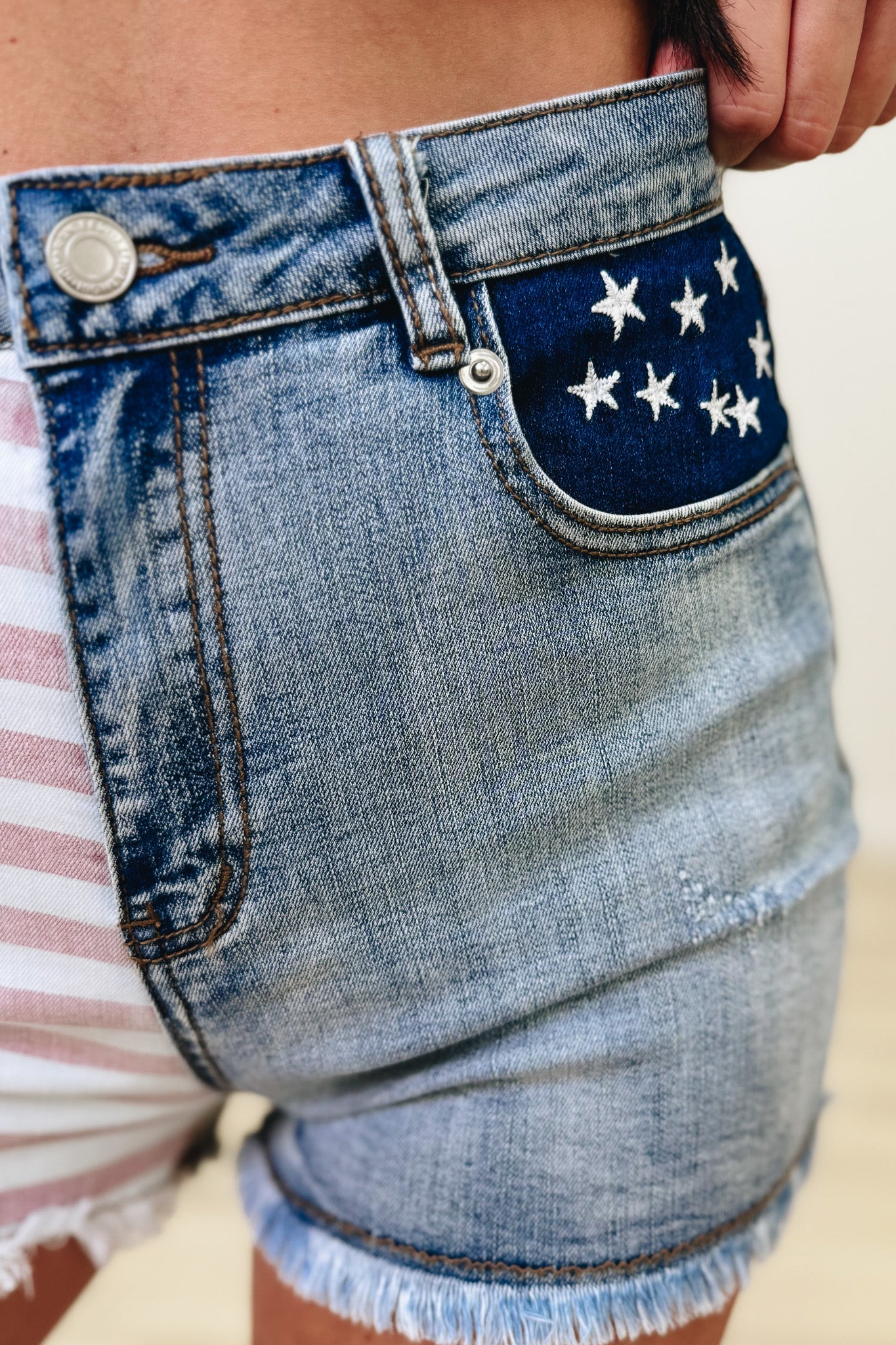 All American Vibe Denim Shorts - Light Wash