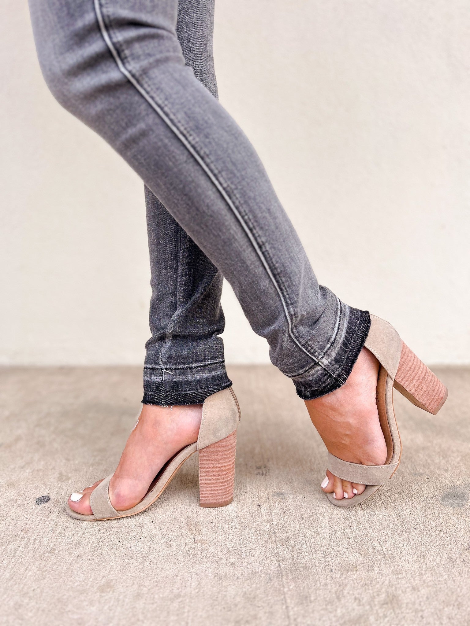 Judy Blue Under The Boardwalk High Rise Tummy Control Skinny Jeans