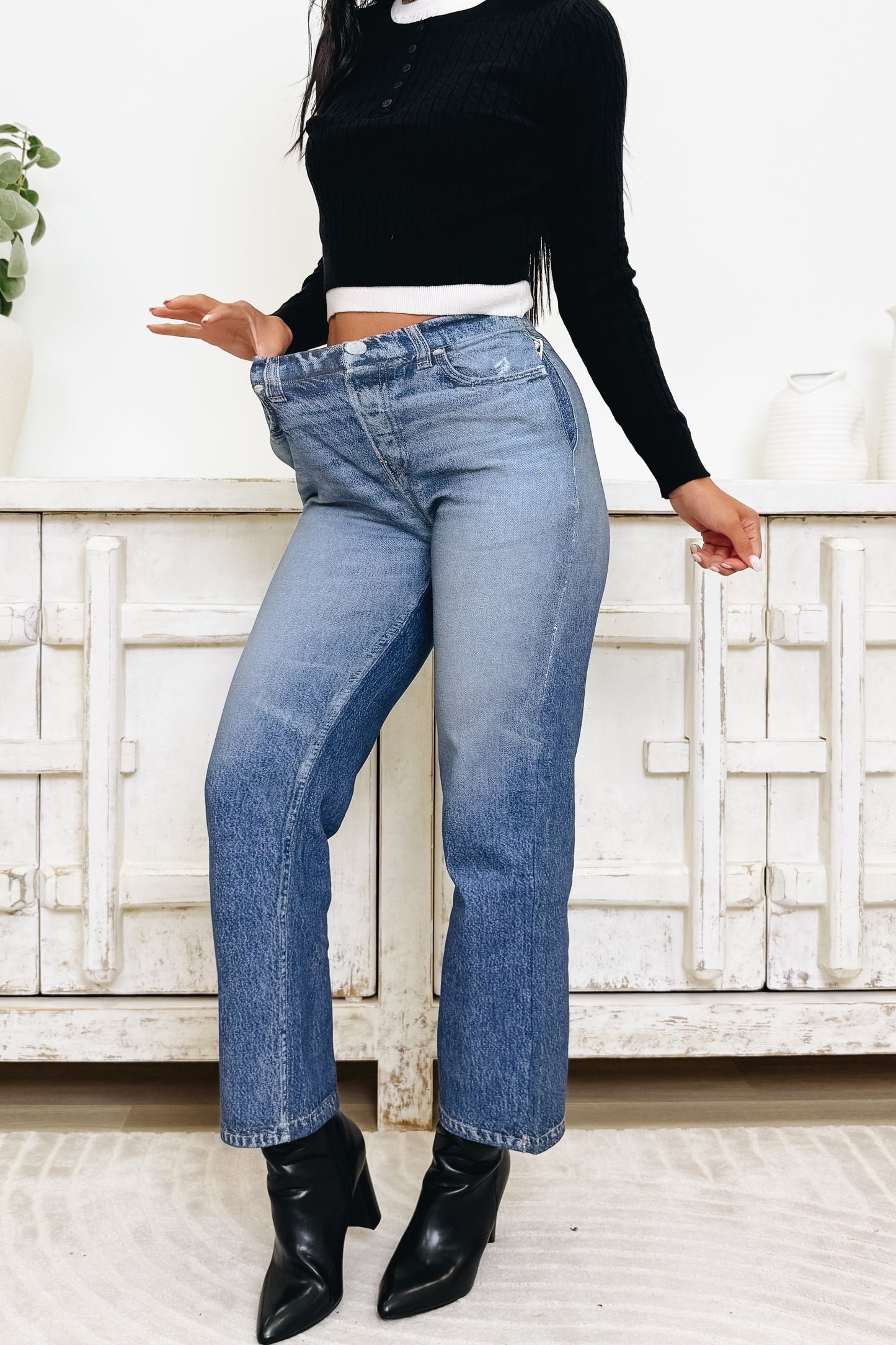In The Know Wide Leg Pants - Medium Denim