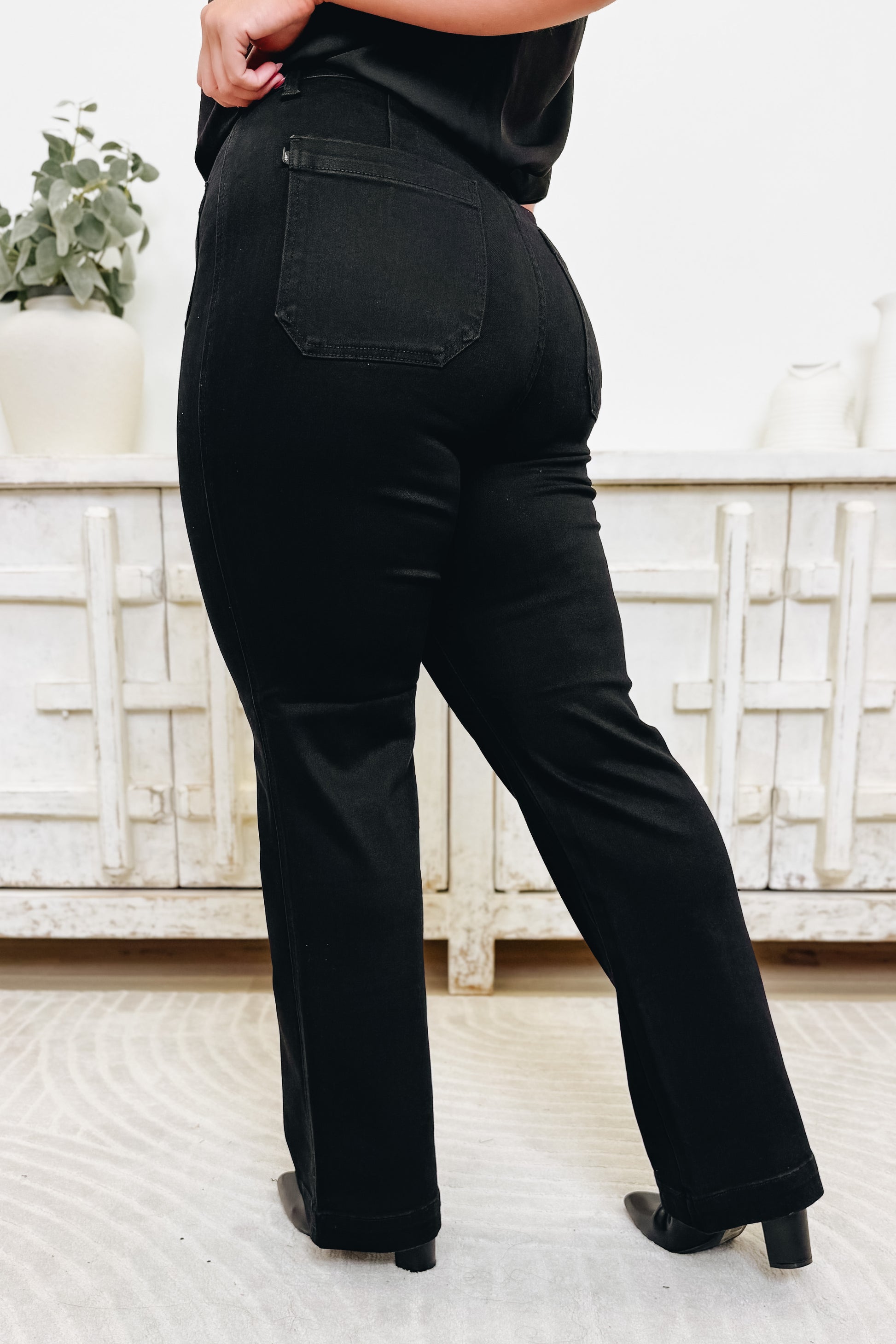 Speechless By Judy Blue - High Rise Straight Jeans