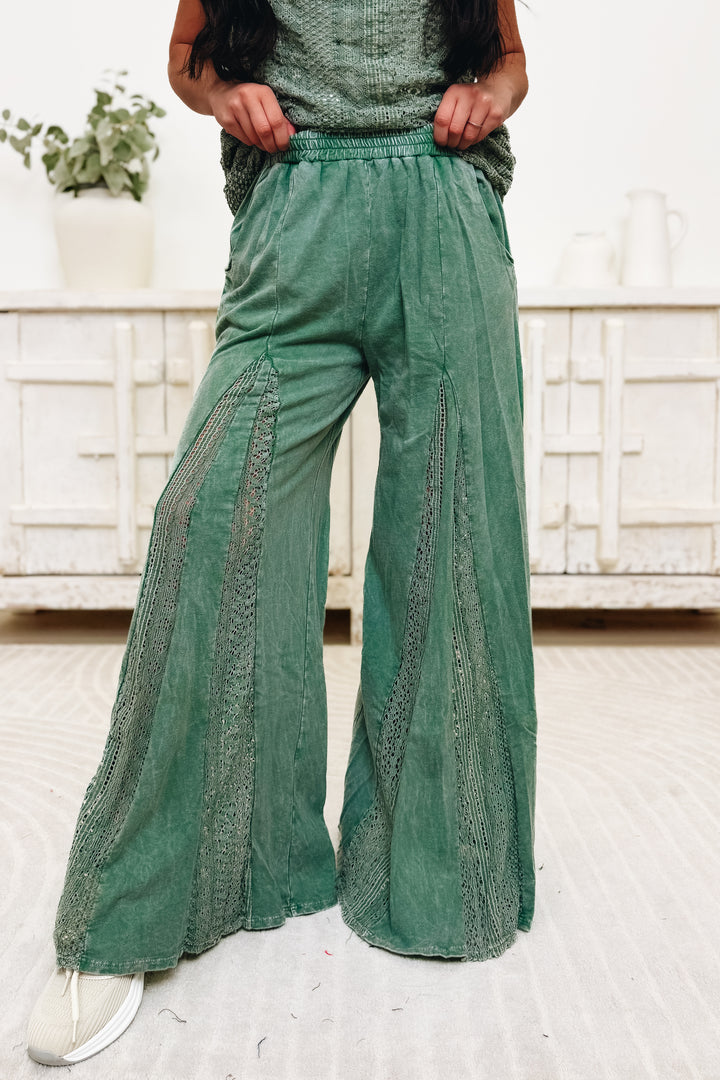 Taking Chances Pants - Moss Green