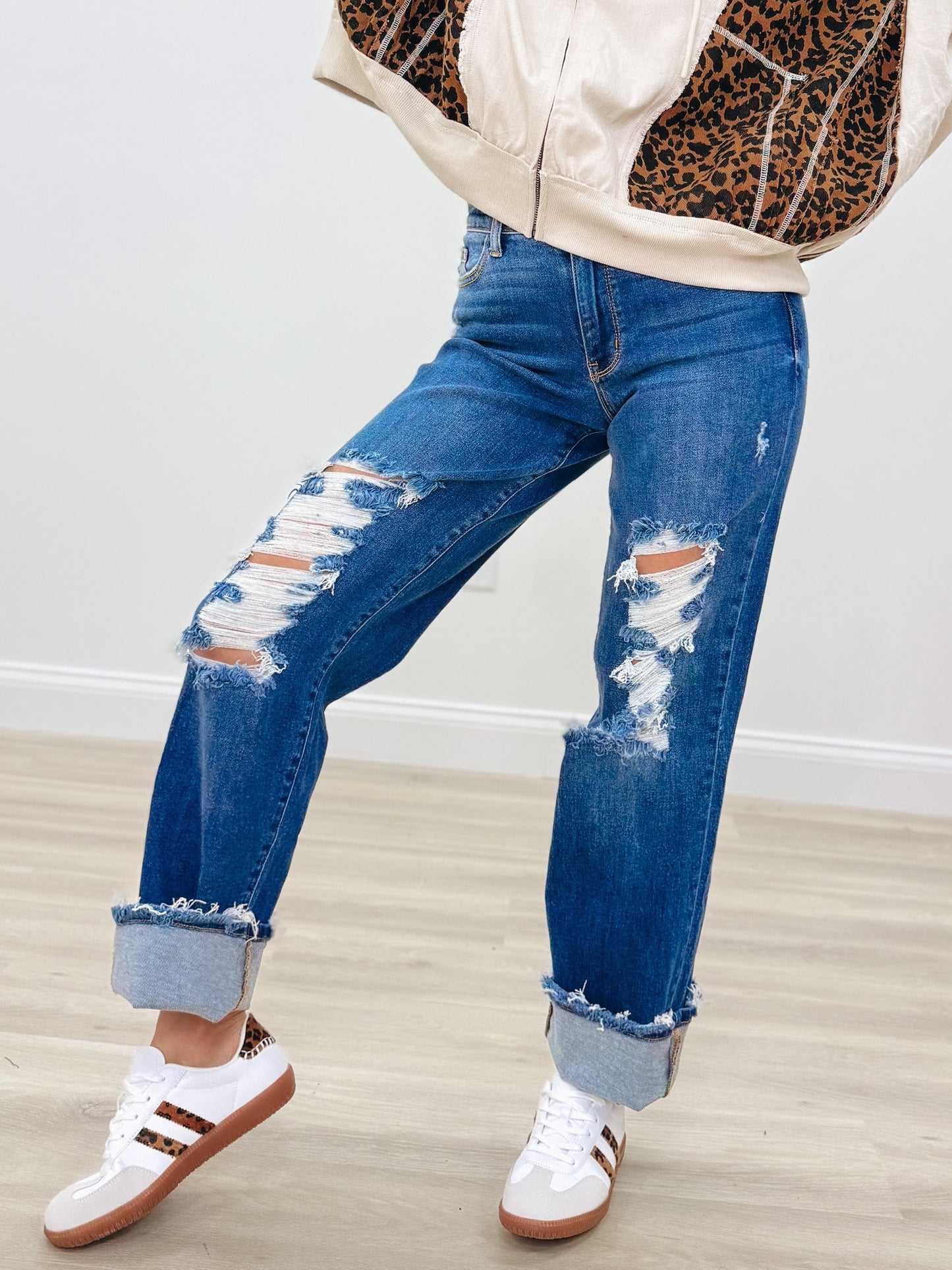 Forever Young By Judy Blue - Mid Rise Relaxed Jeans