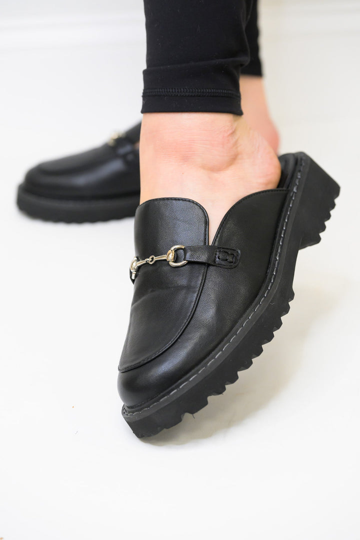 Corky's Wingin It Mules - Black Smooth