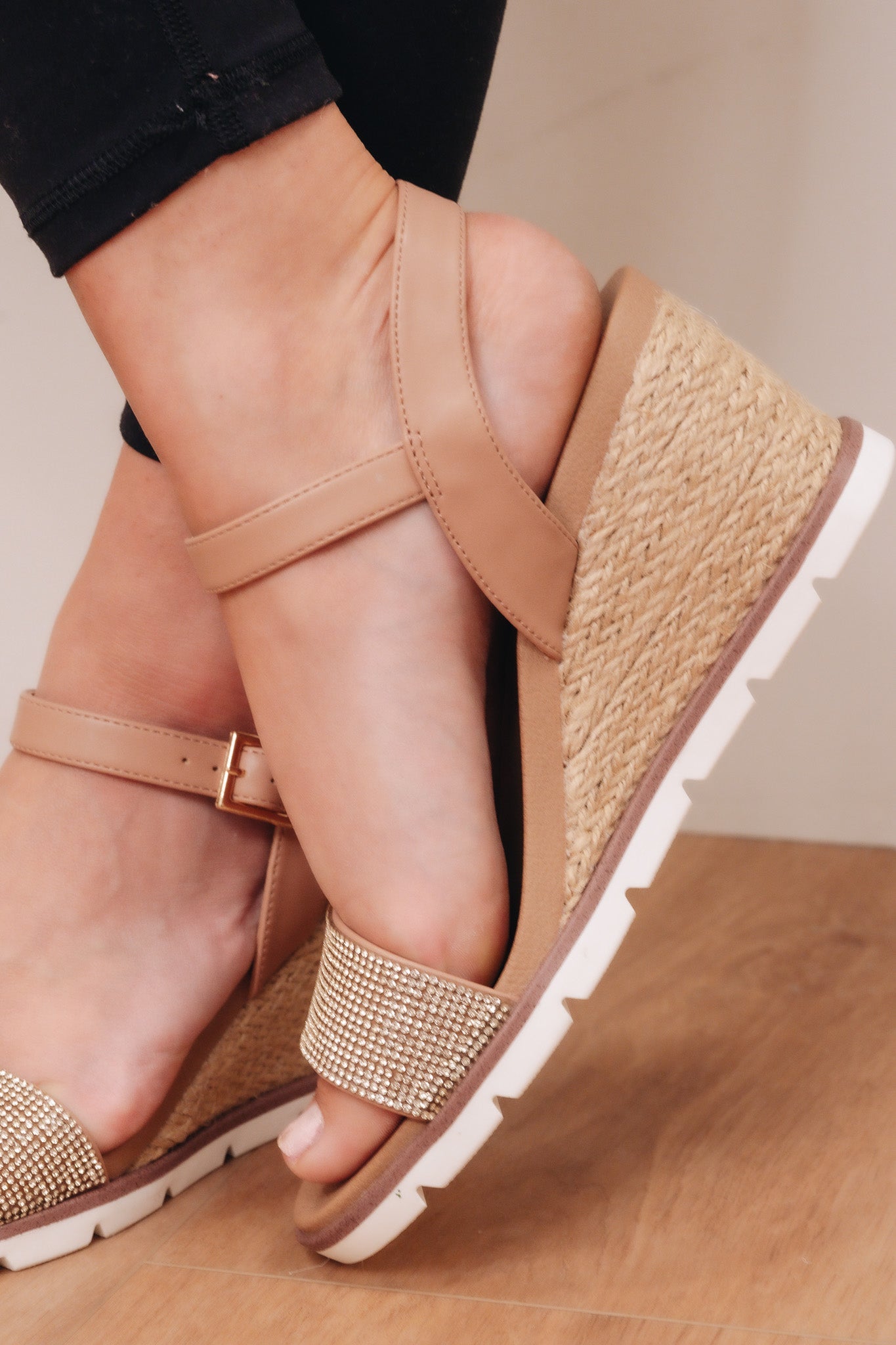 MIA Lonny Sandals - Nude