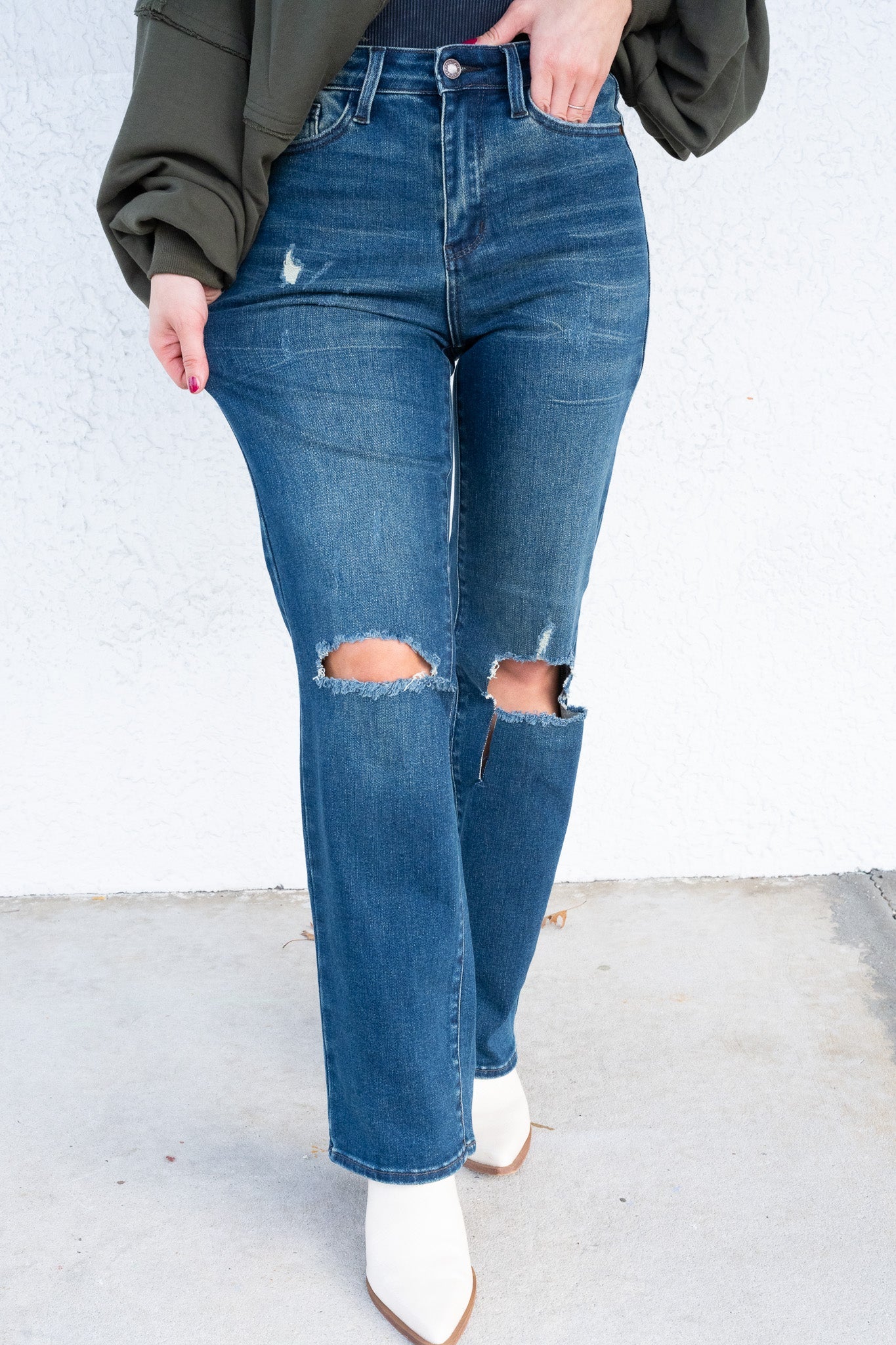 The Brandi By Judy Blue - High Rise Distressed Dad Jeans