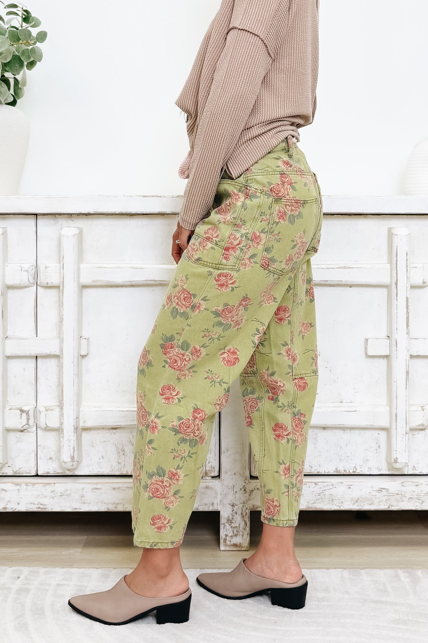 Take Your Pick Floral Pants - Light Olive