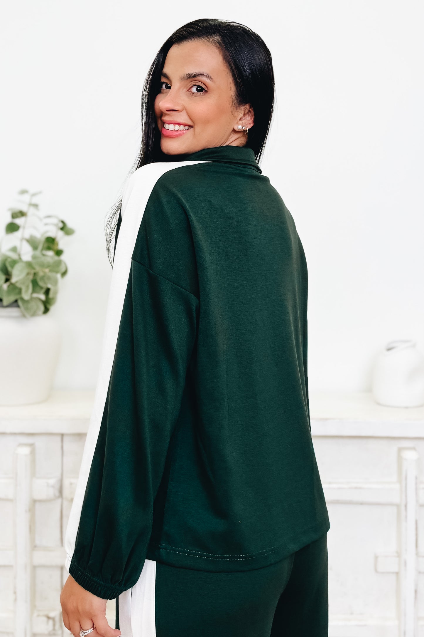 The Game Time Sporty Top- 2 Colors!
