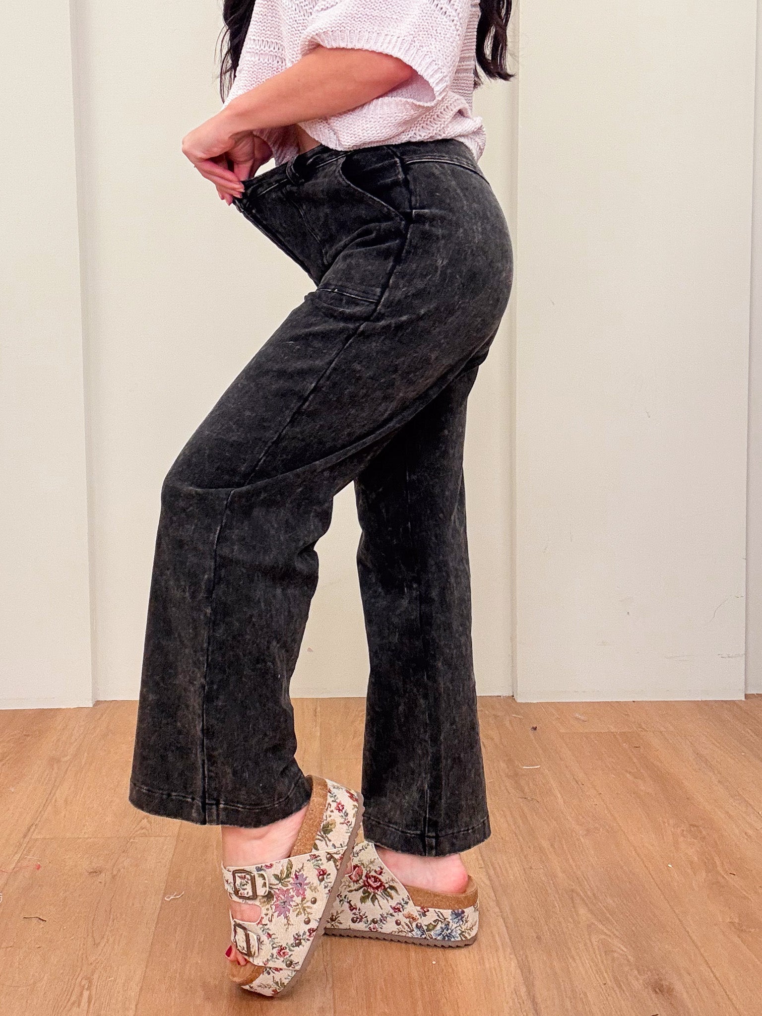 It's No Mystree To Me Pants - 3 Colors!