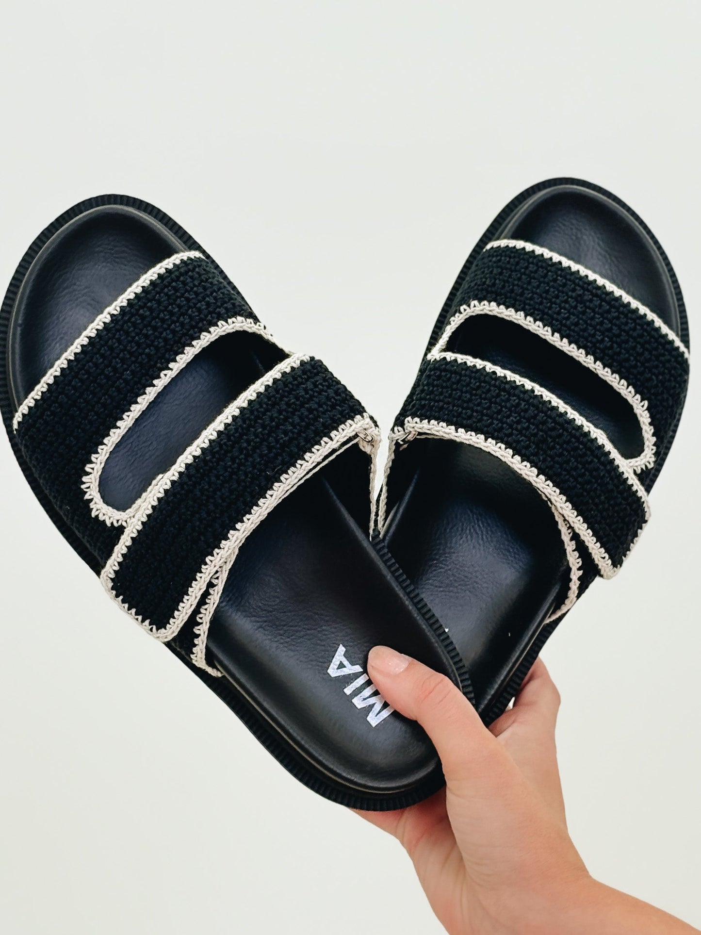 MIA Gabri Sandals - Black
