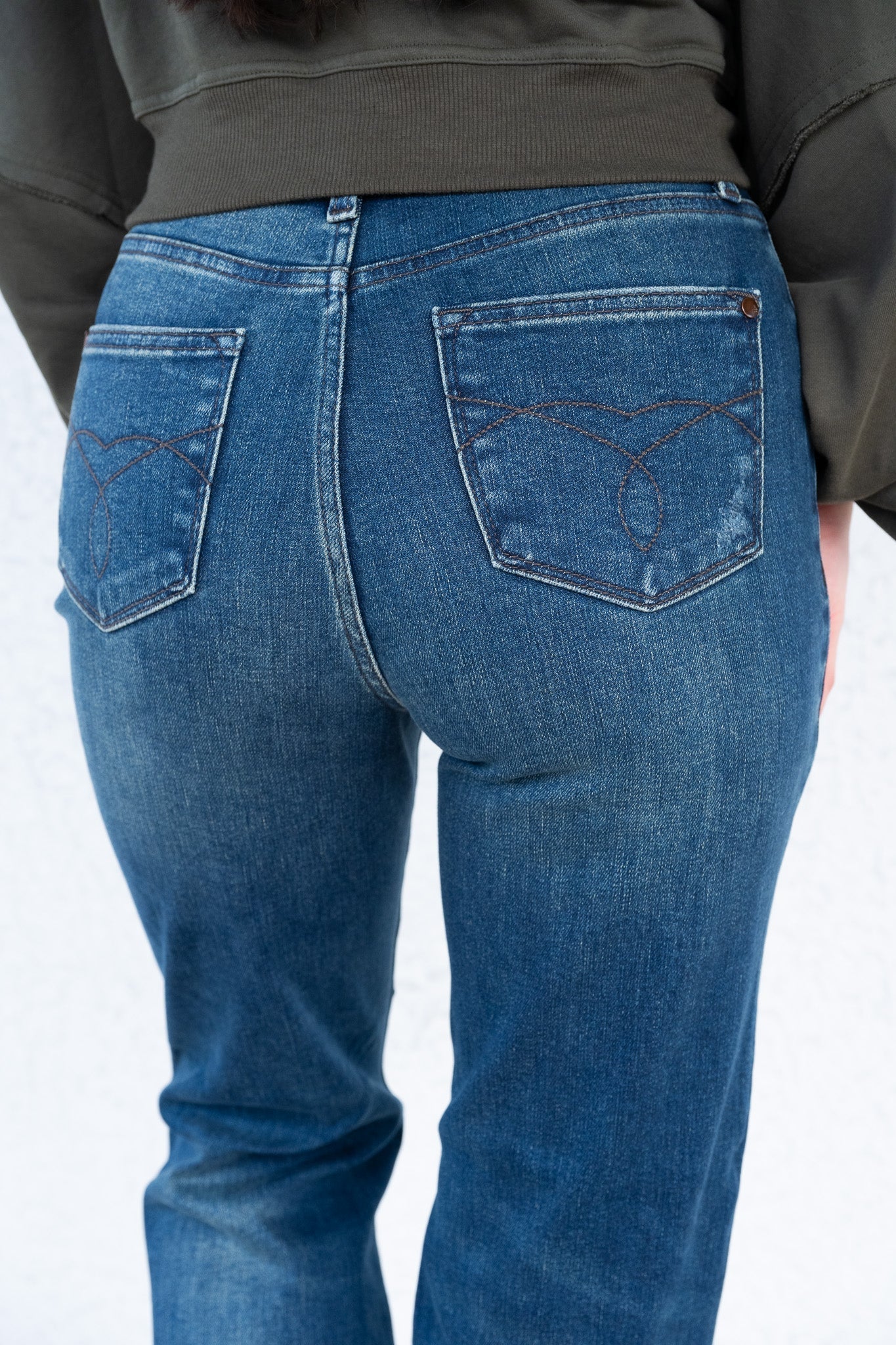 The Brandi By Judy Blue - High Rise Distressed Dad Jeans