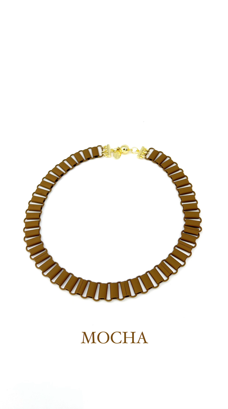 Rihanna Necklace Matte - Multiple Colors!