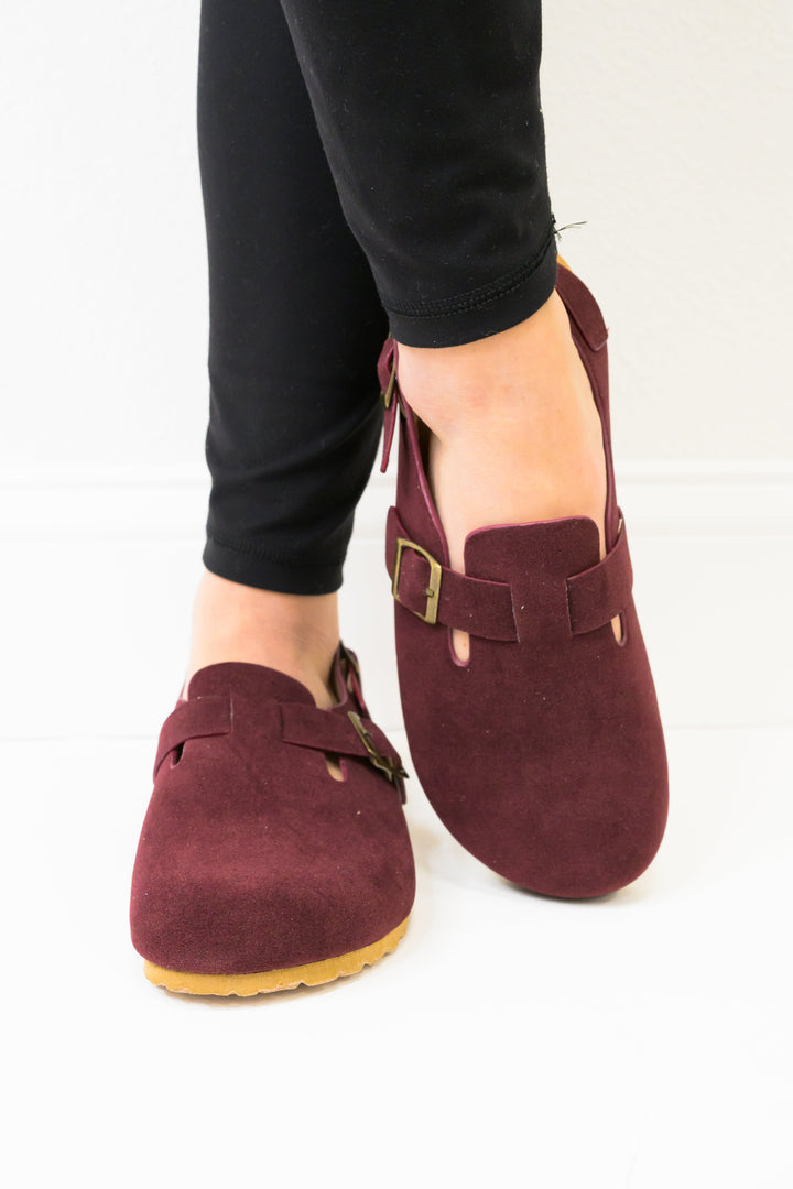 Kalina Slingback Clogs - Burgundy