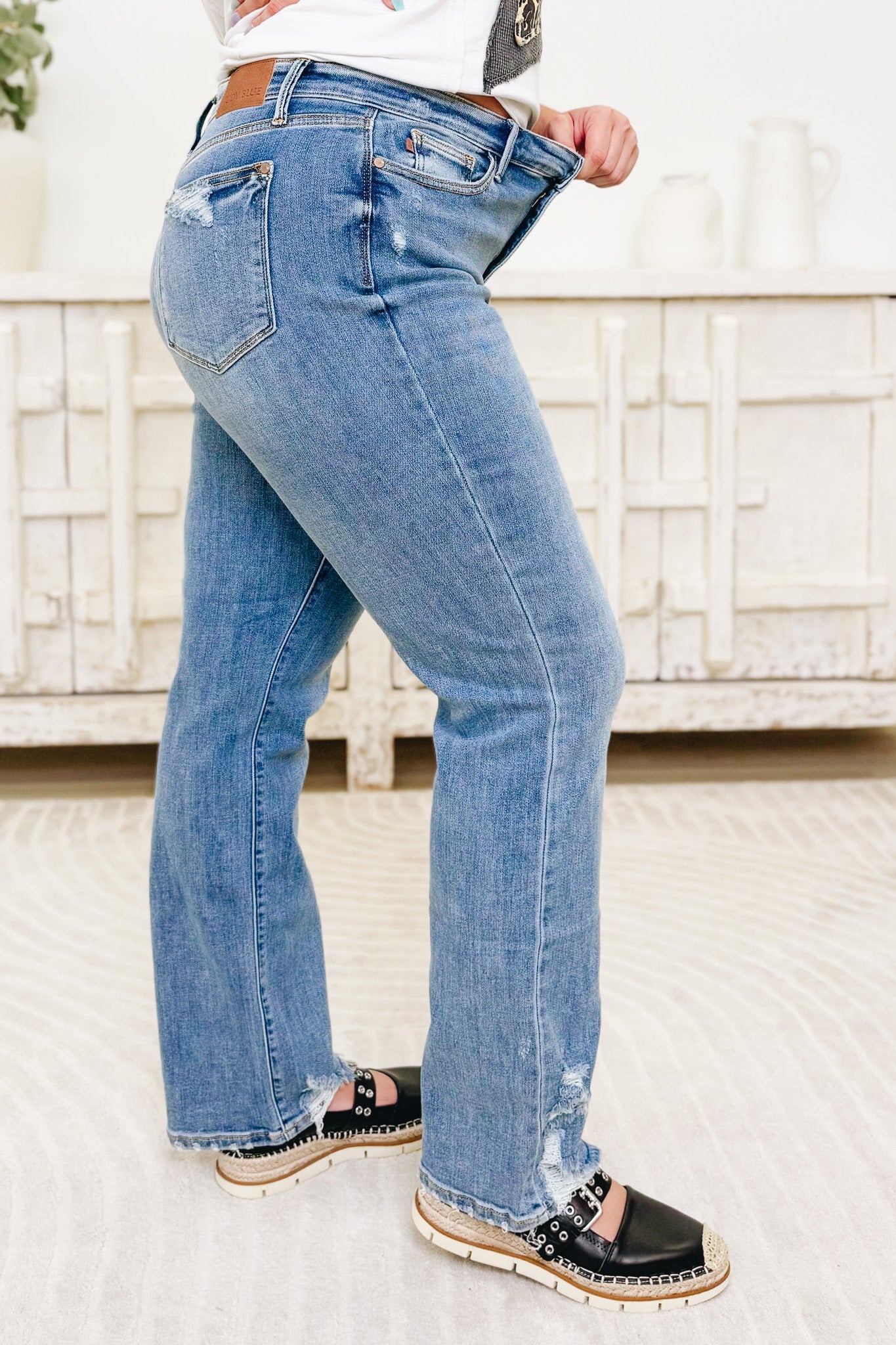 Judy Blue Lauren High Rise Straight Jeans