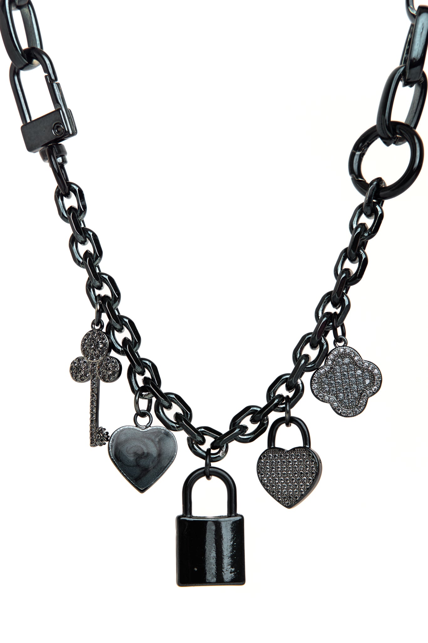 Louie Necklace - Metallic Pearl Black