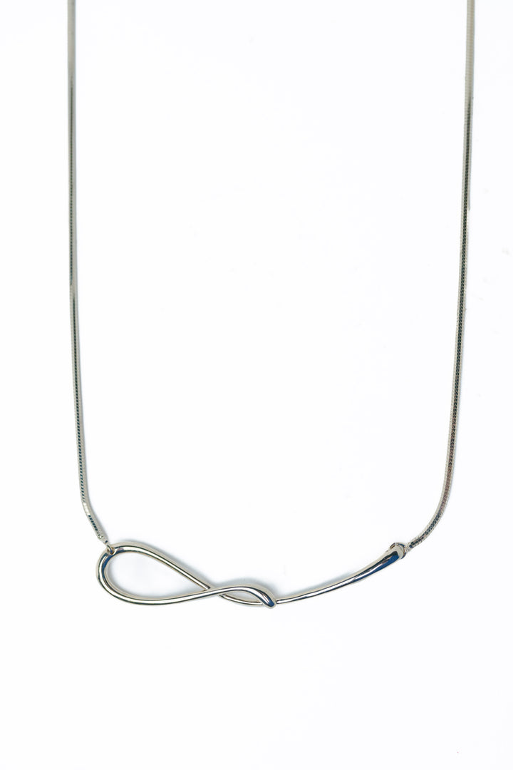 Summer Waves Necklace - Metallic Linen