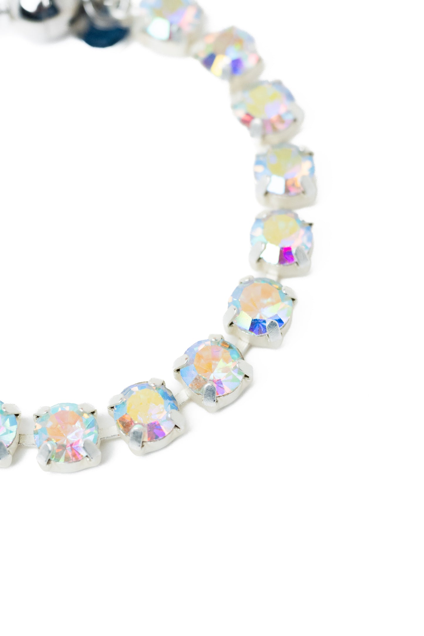 Ava Bracelet - Metallic Pearl White