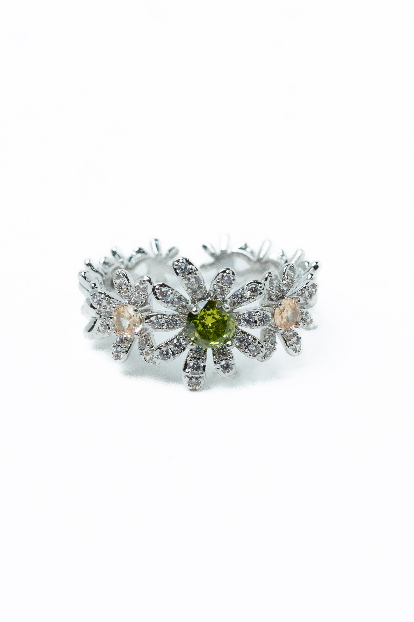 Summer Fields Daisy Ring