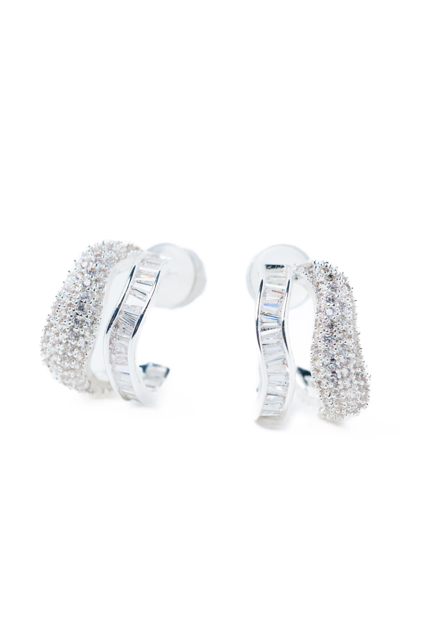 Thais Earrings - Liquid Metallic Pearl White